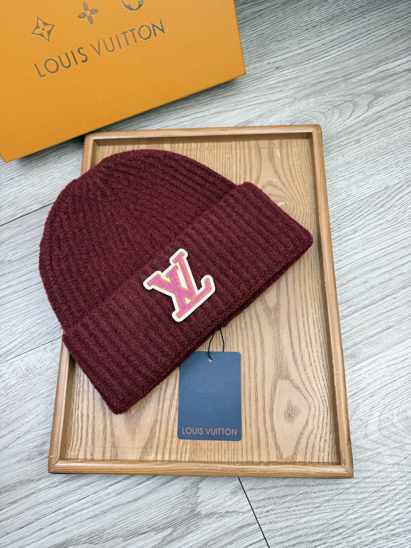 。L家。福利！【细毛线针织单帽】新款上架，特别实惠的一个系列帽子，面料：细毛线。密度紧致！毛线针织面料手