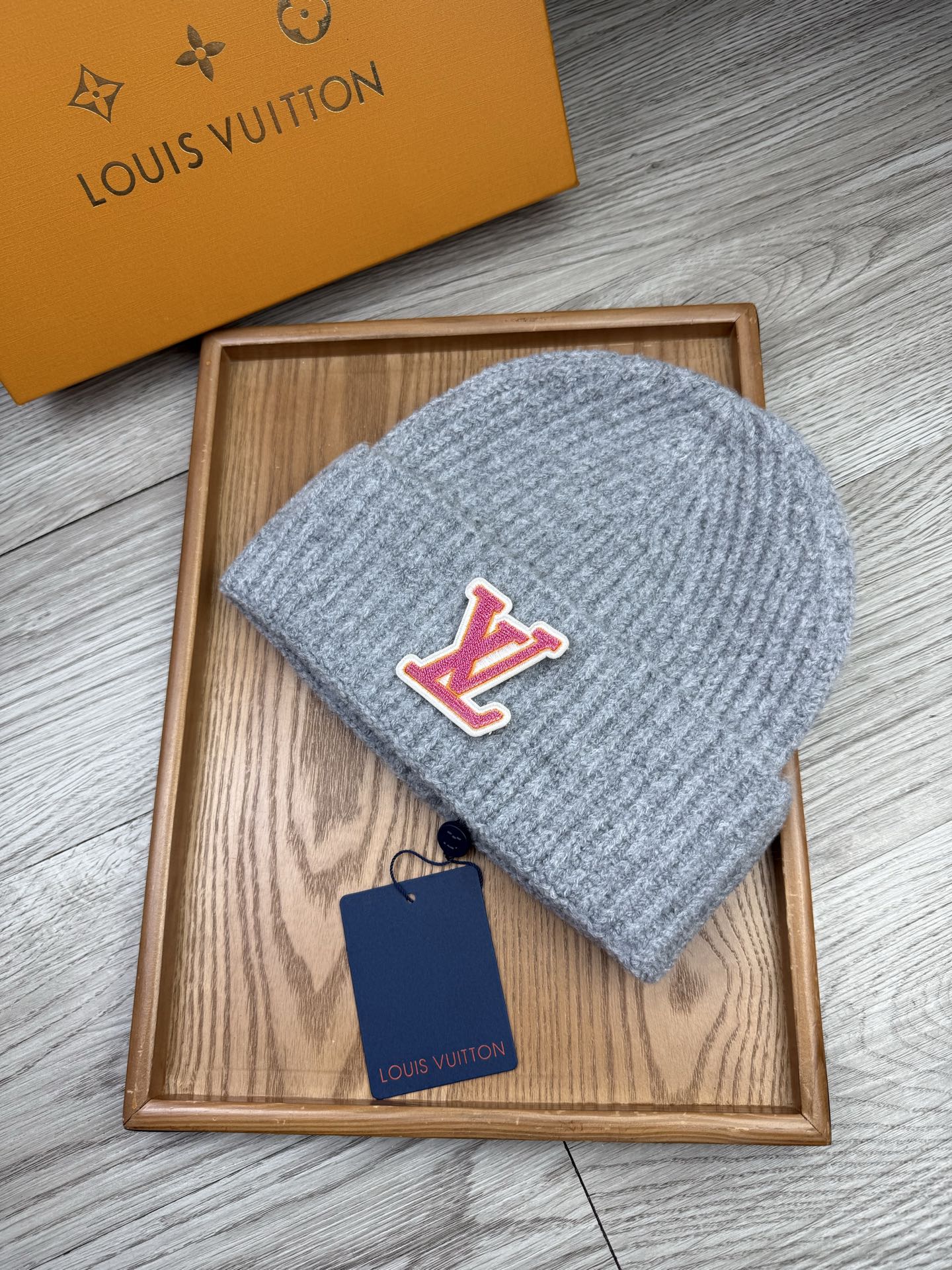 。L家。福利！【细毛线针织单帽】新款上架，特别实惠的一个系列帽子，面料：细毛线。密度紧致！毛线针织面料手