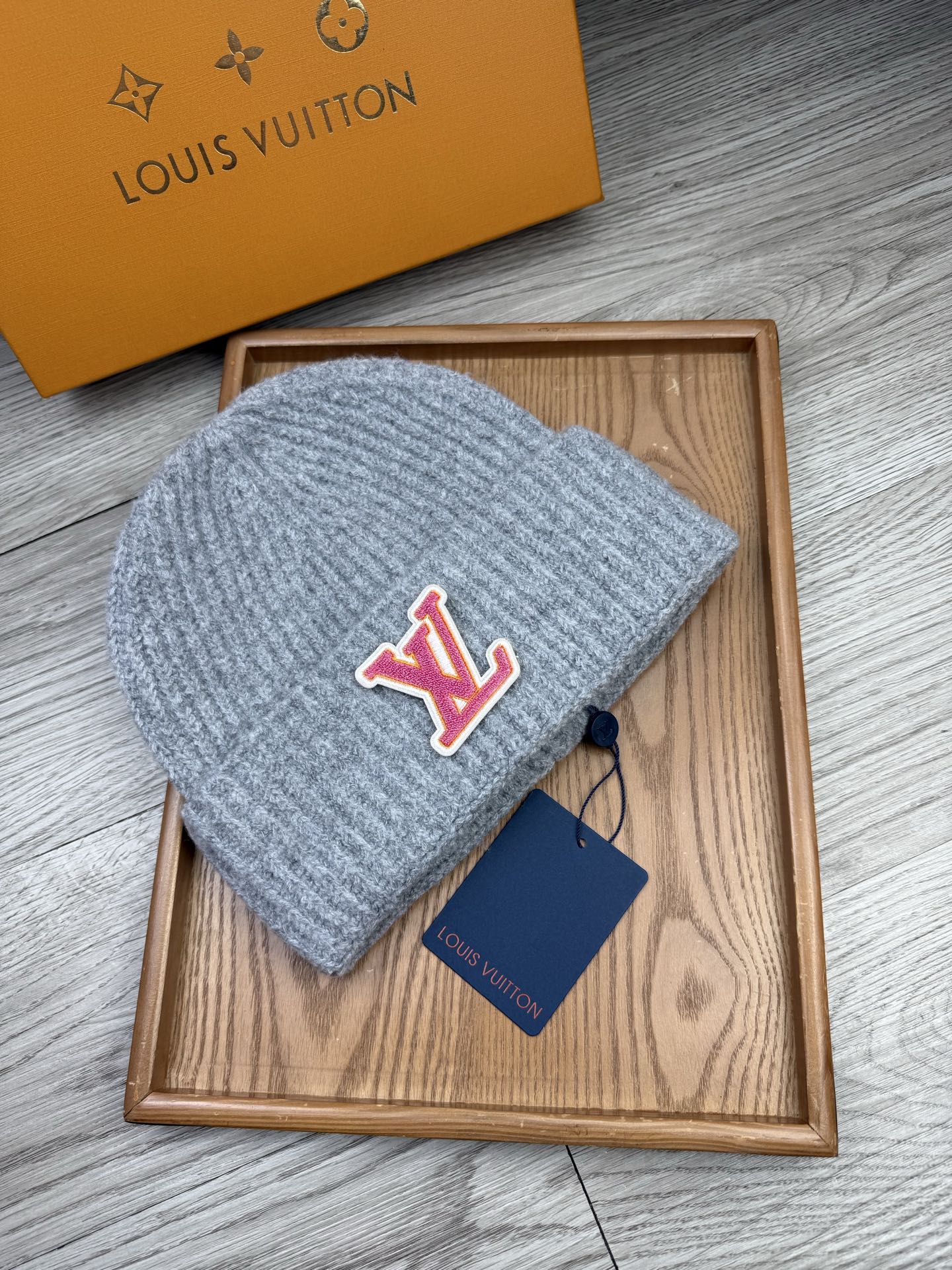 。L家。福利！【细毛线针织单帽】新款上架，特别实惠的一个系列帽子，面料：细毛线。密度紧致！毛线针织面料手