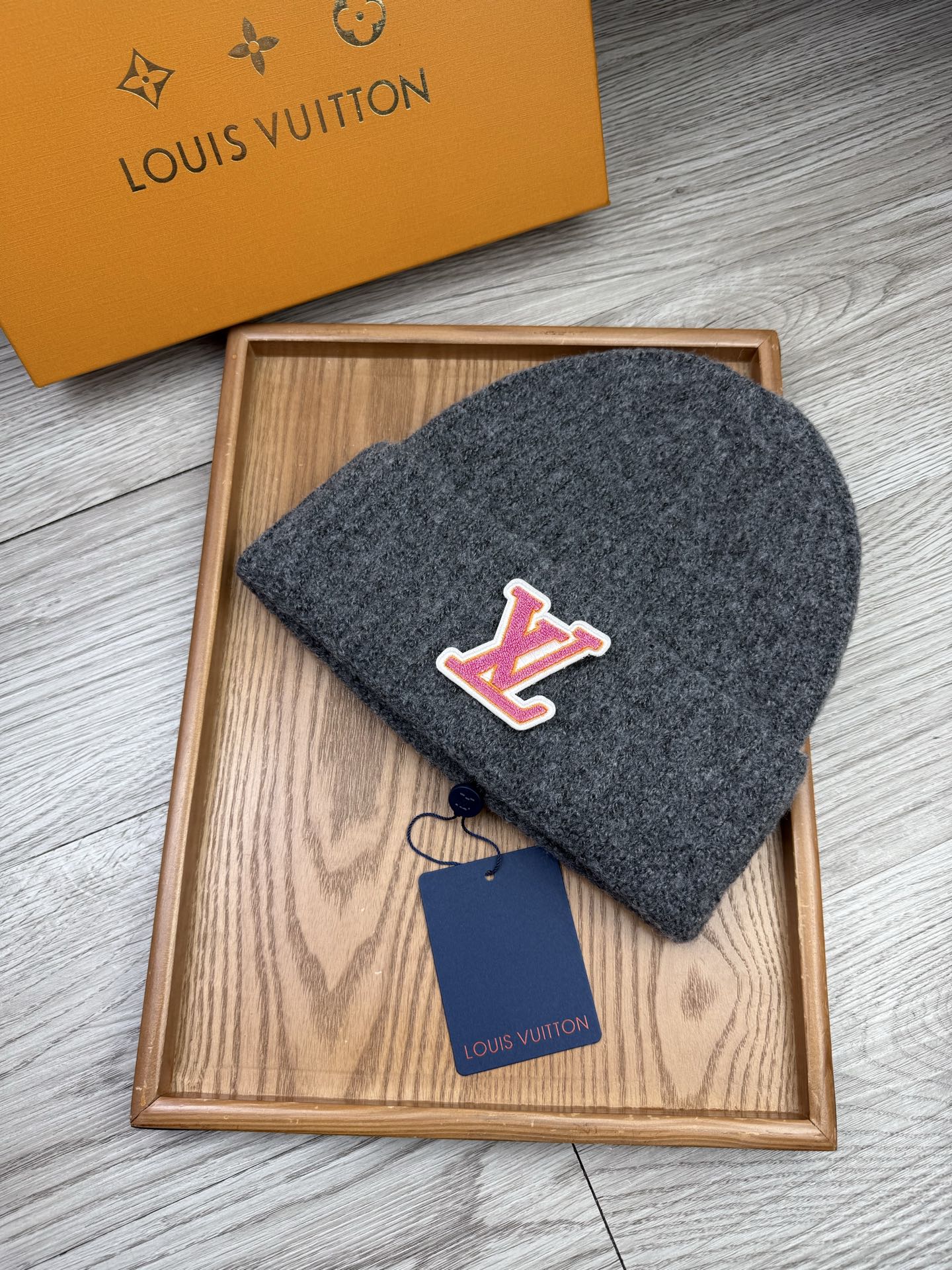 。L家。福利！【细毛线针织单帽】新款上架，特别实惠的一个系列帽子，面料：细毛线。密度紧致！毛线针织面料手