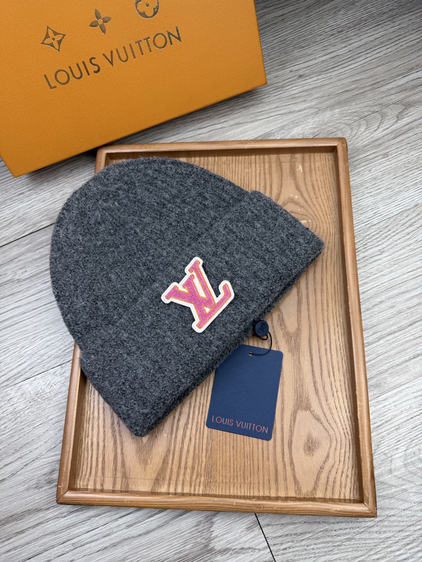 。L家。福利！【细毛线针织单帽】新款上架，特别实惠的一个系列帽子，面料：细毛线。密度紧致！毛线针织面料手