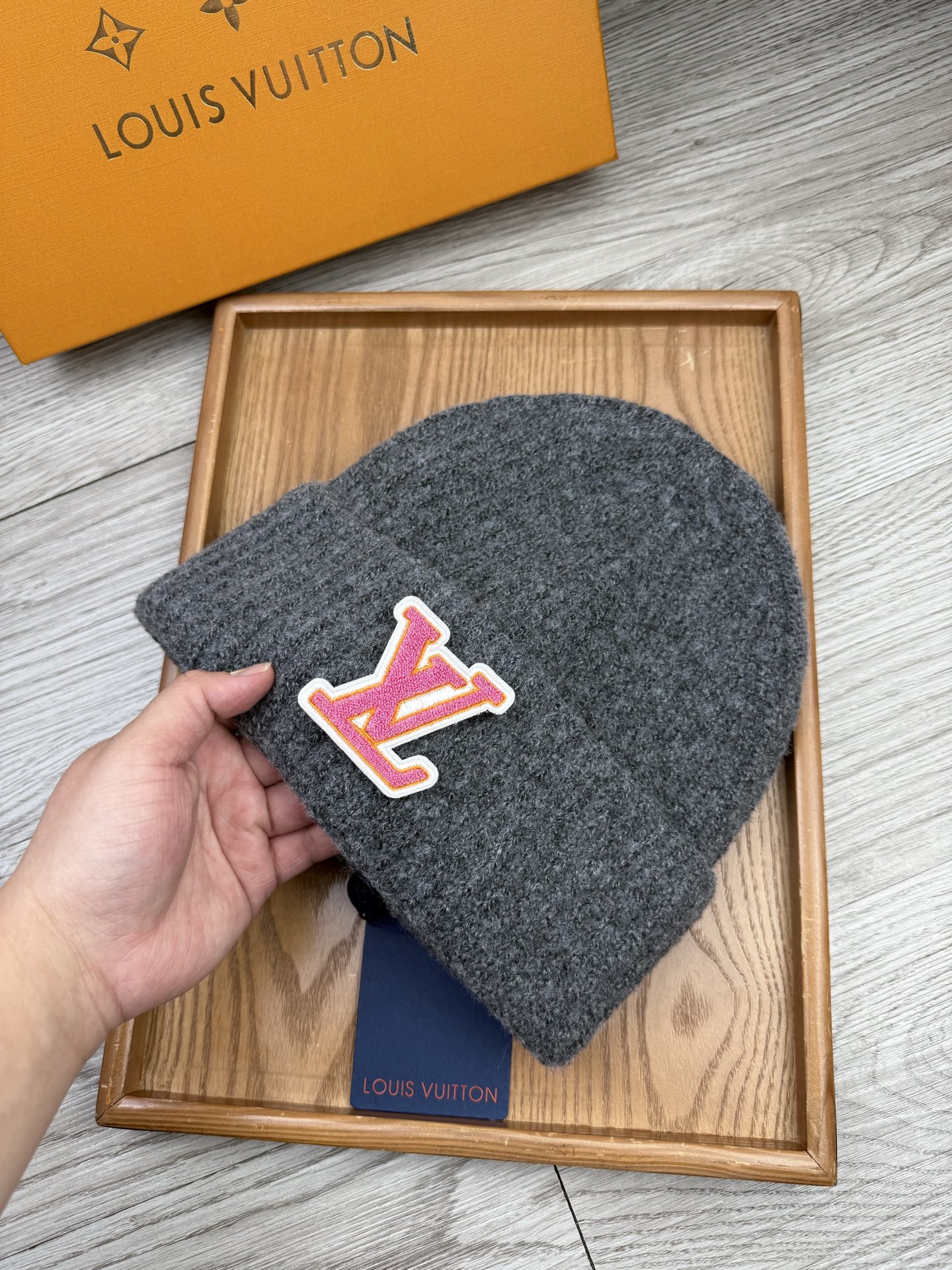 。L家。福利！【细毛线针织单帽】新款上架，特别实惠的一个系列帽子，面料：细毛线。密度紧致！毛线针织面料手