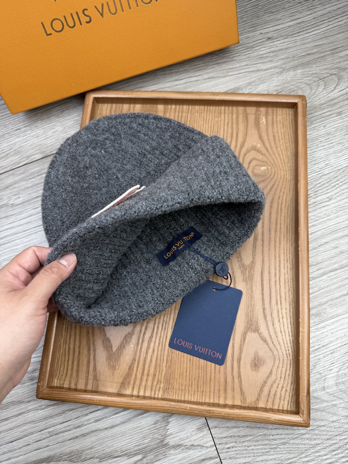 。L家。福利！【细毛线针织单帽】新款上架，特别实惠的一个系列帽子，面料：细毛线。密度紧致！毛线针织面料手