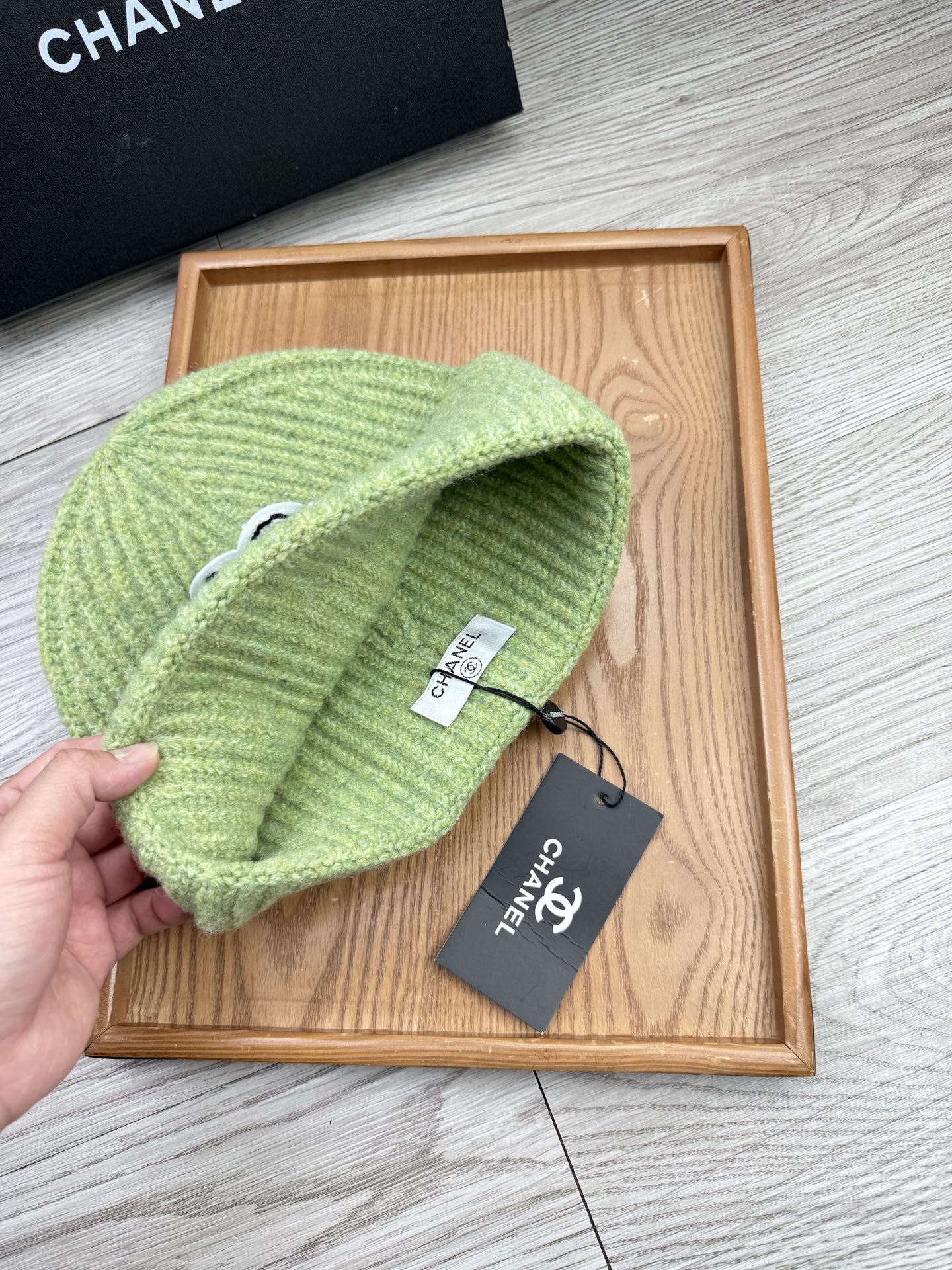 。C家。福利！【细毛线针织单帽】新款上架，特别实惠的一个系列帽子，面料：细毛线。密度紧致！毛线针织面料手