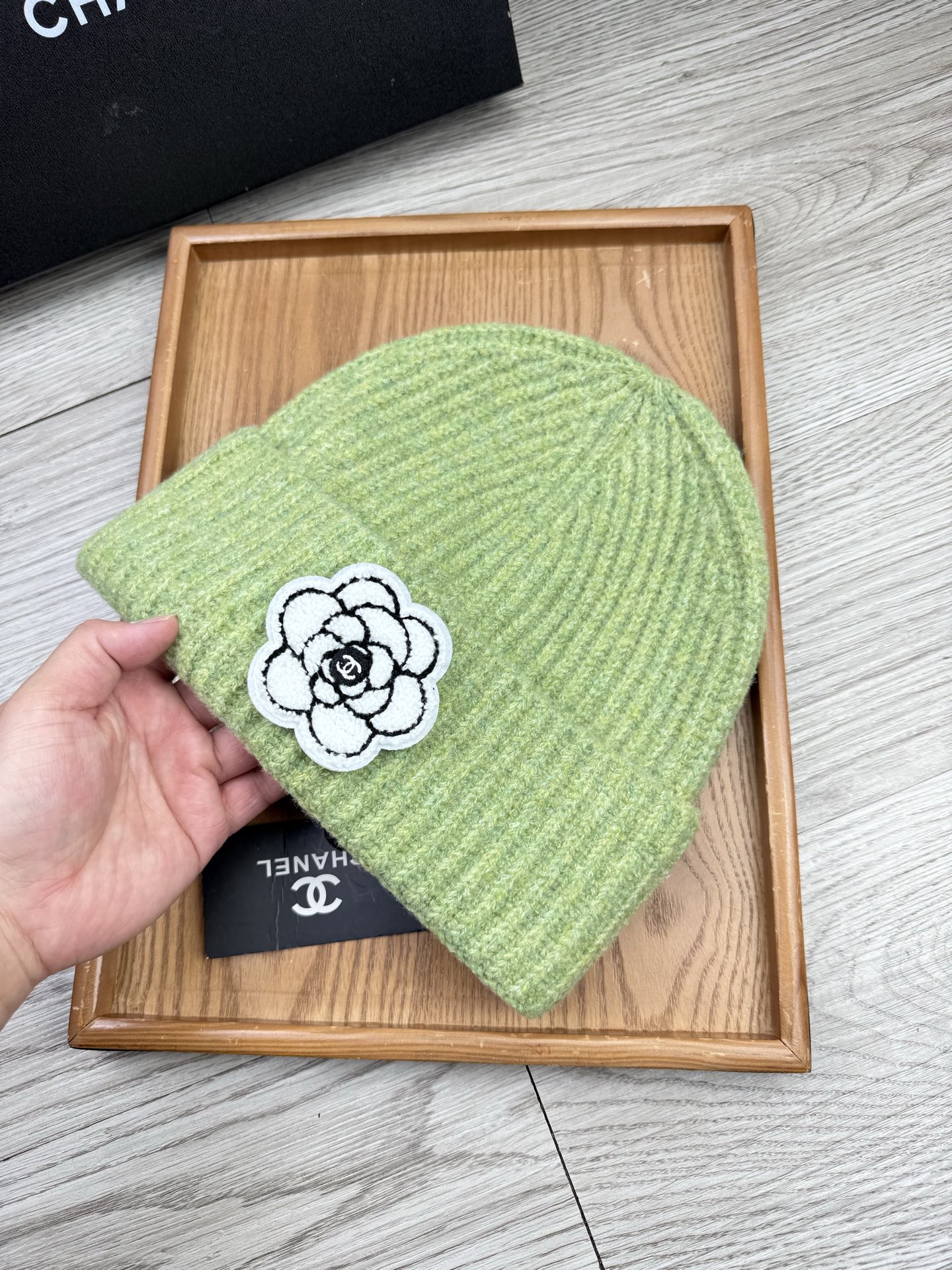 。C家。福利！【细毛线针织单帽】新款上架，特别实惠的一个系列帽子，面料：细毛线。密度紧致！毛线针织面料手