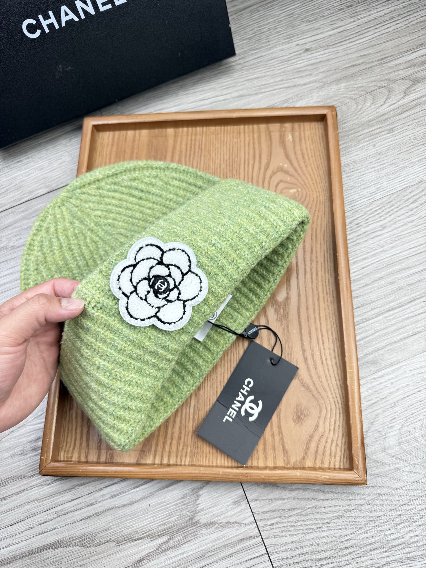 。C家。福利！【细毛线针织单帽】新款上架，特别实惠的一个系列帽子，面料：细毛线。密度紧致！毛线针织面料手