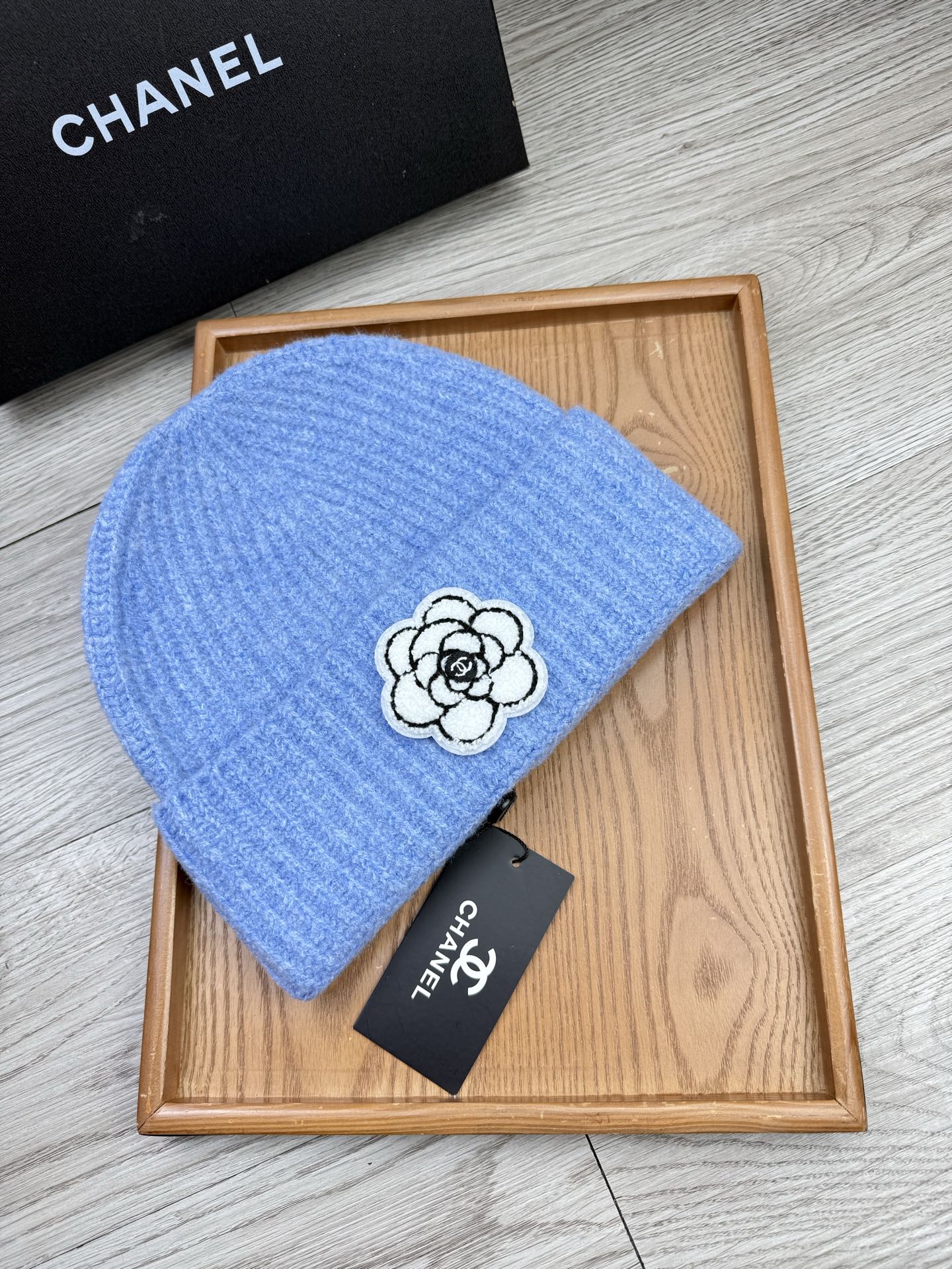 。C家。福利！【细毛线针织单帽】新款上架，特别实惠的一个系列帽子，面料：细毛线。密度紧致！毛线针织面料手