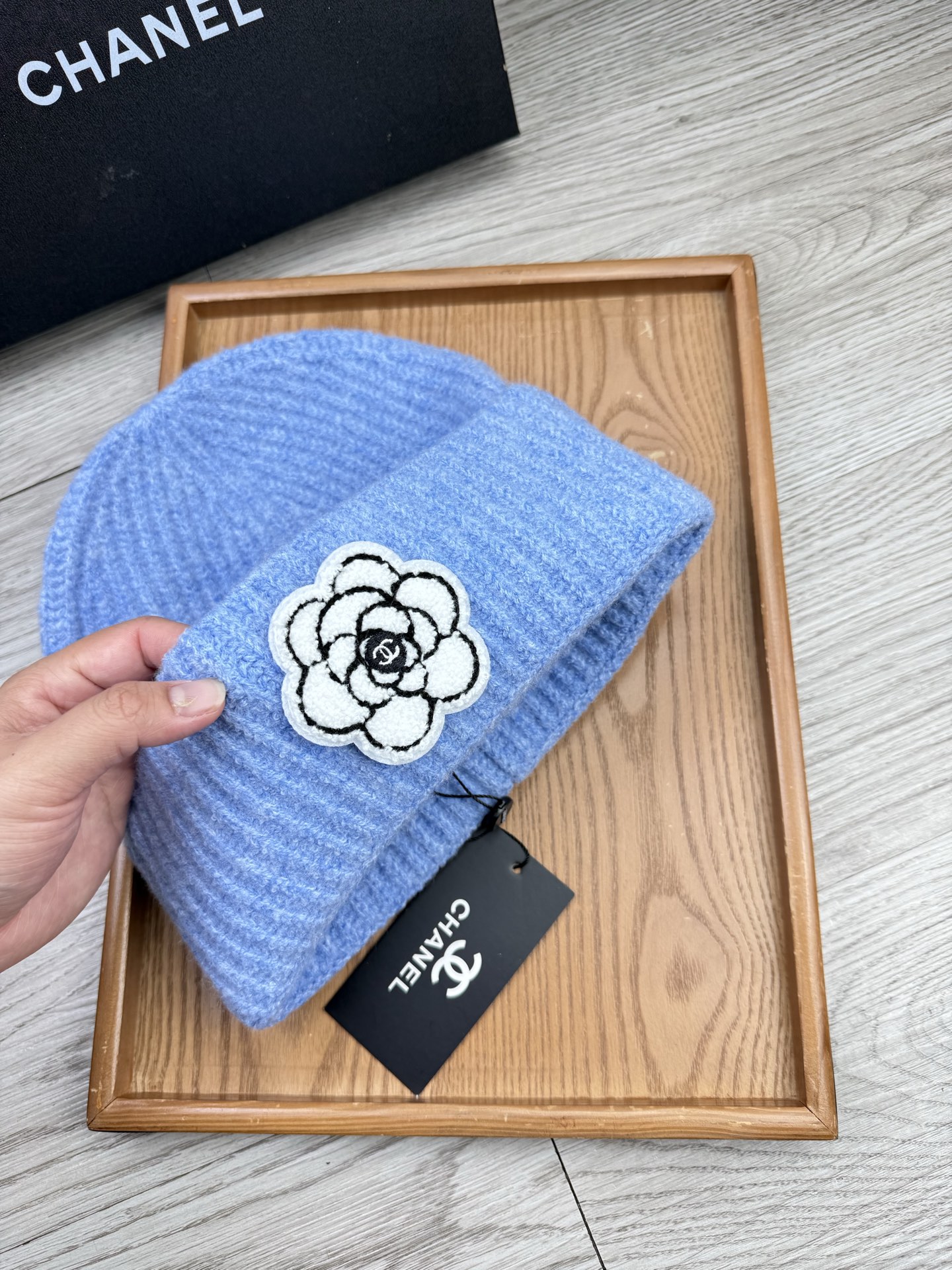 。C家。福利！【细毛线针织单帽】新款上架，特别实惠的一个系列帽子，面料：细毛线。密度紧致！毛线针织面料手