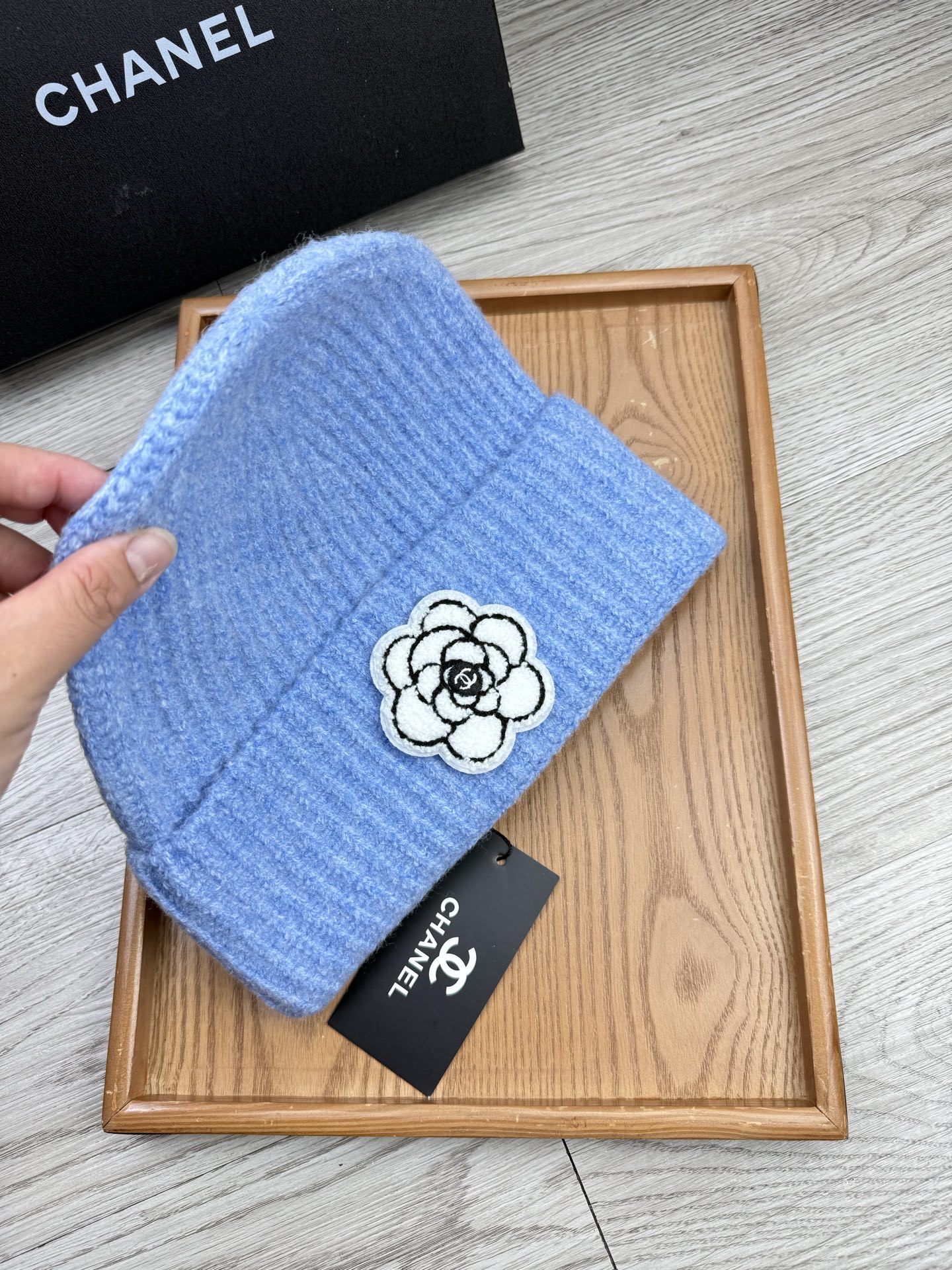 。C家。福利！【细毛线针织单帽】新款上架，特别实惠的一个系列帽子，面料：细毛线。密度紧致！毛线针织面料手