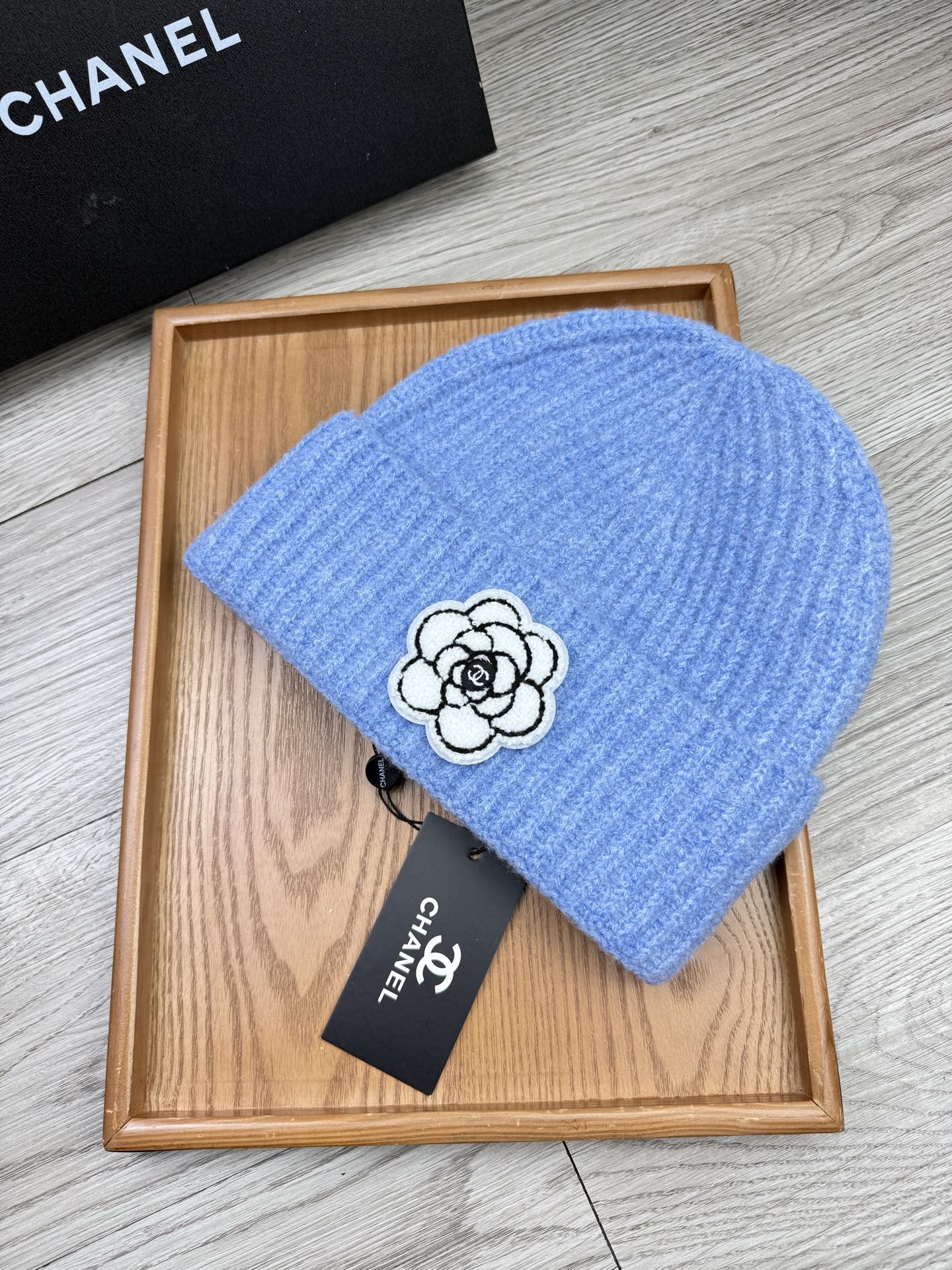 。C家。福利！【细毛线针织单帽】新款上架，特别实惠的一个系列帽子，面料：细毛线。密度紧致！毛线针织面料手