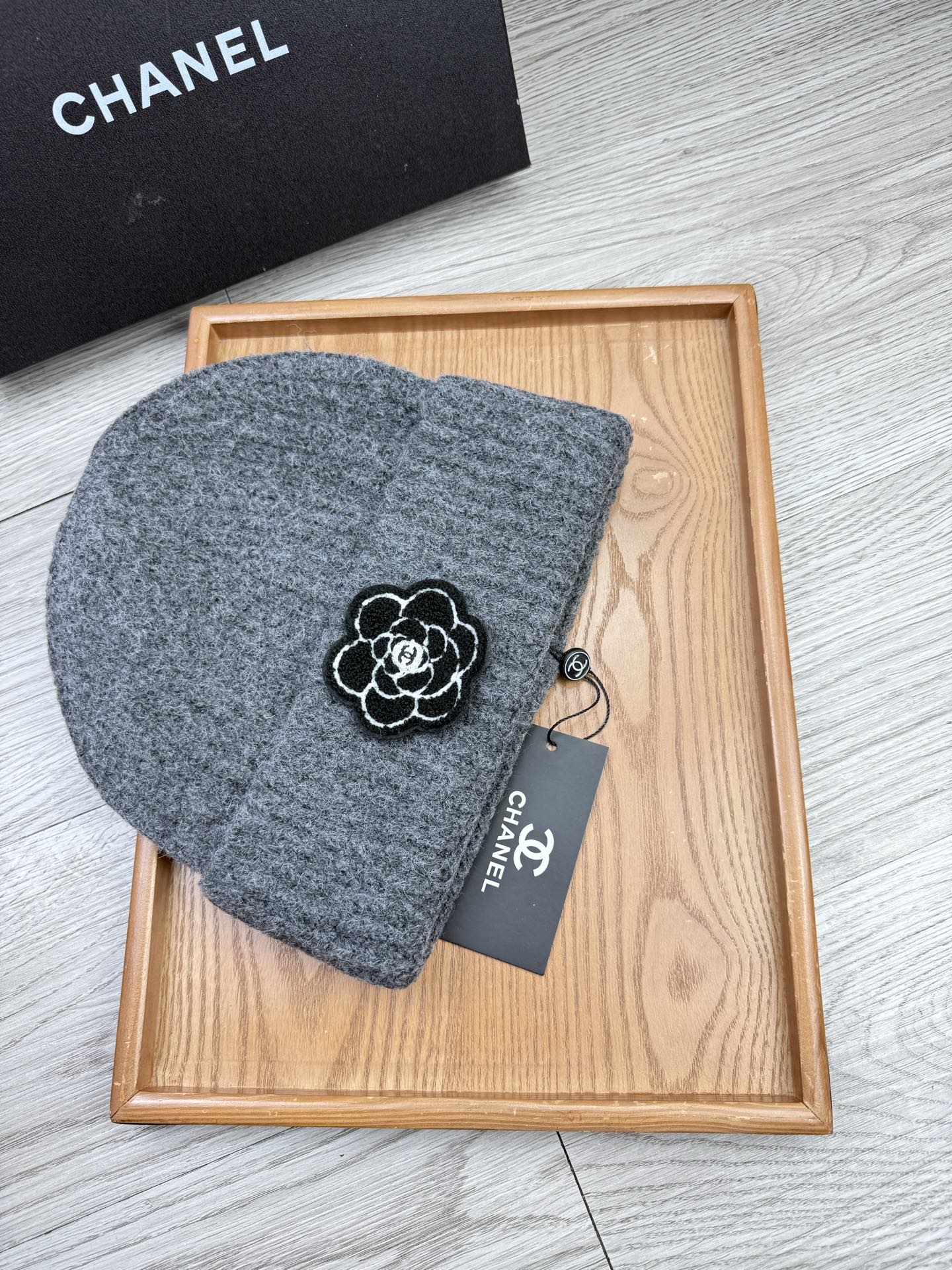 。C家。福利！【细毛线针织单帽】新款上架，特别实惠的一个系列帽子，面料：细毛线。密度紧致！毛线针织面料手