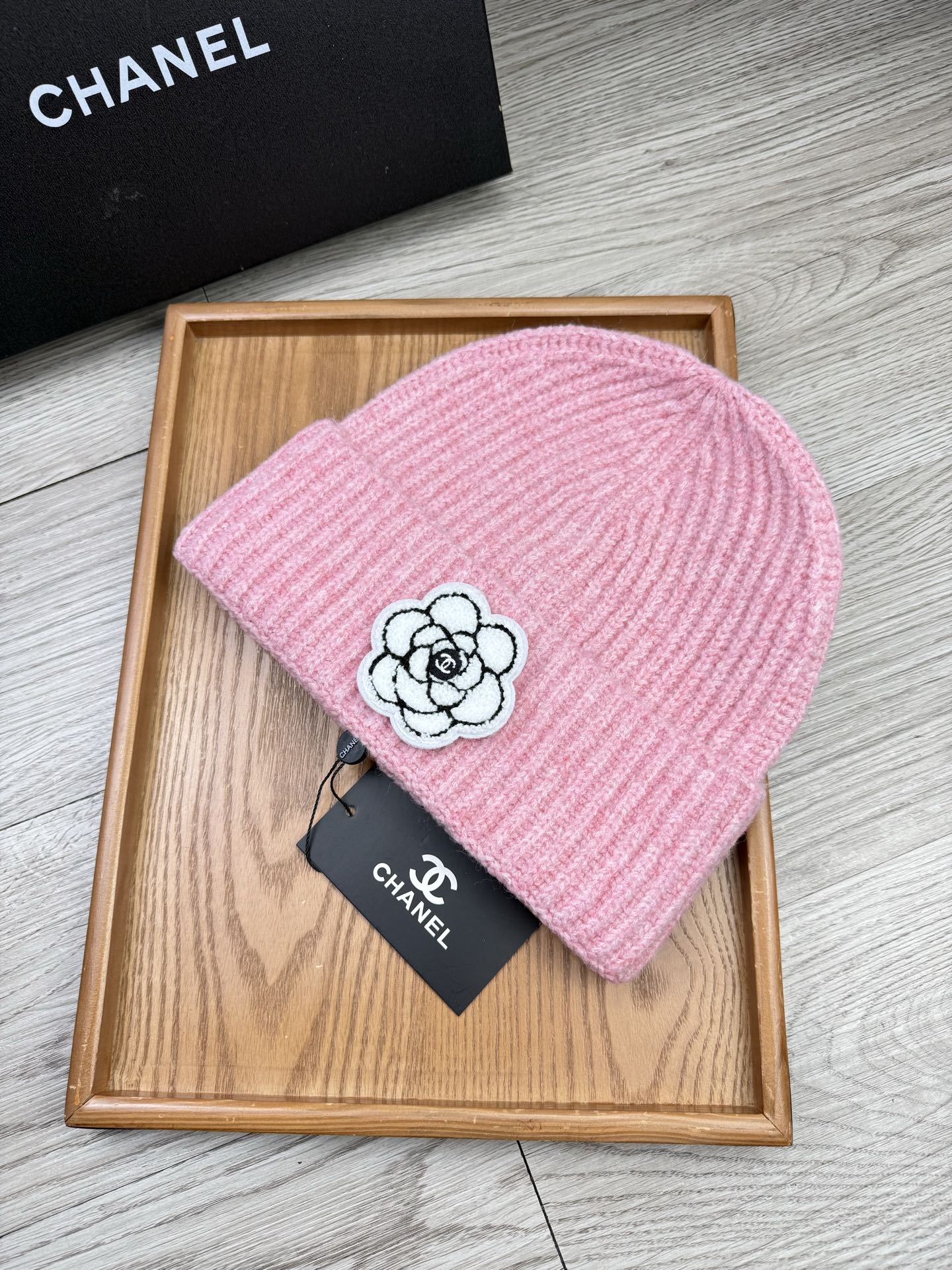 。C家。福利！【细毛线针织单帽】新款上架，特别实惠的一个系列帽子，面料：细毛线。密度紧致！毛线针织面料手