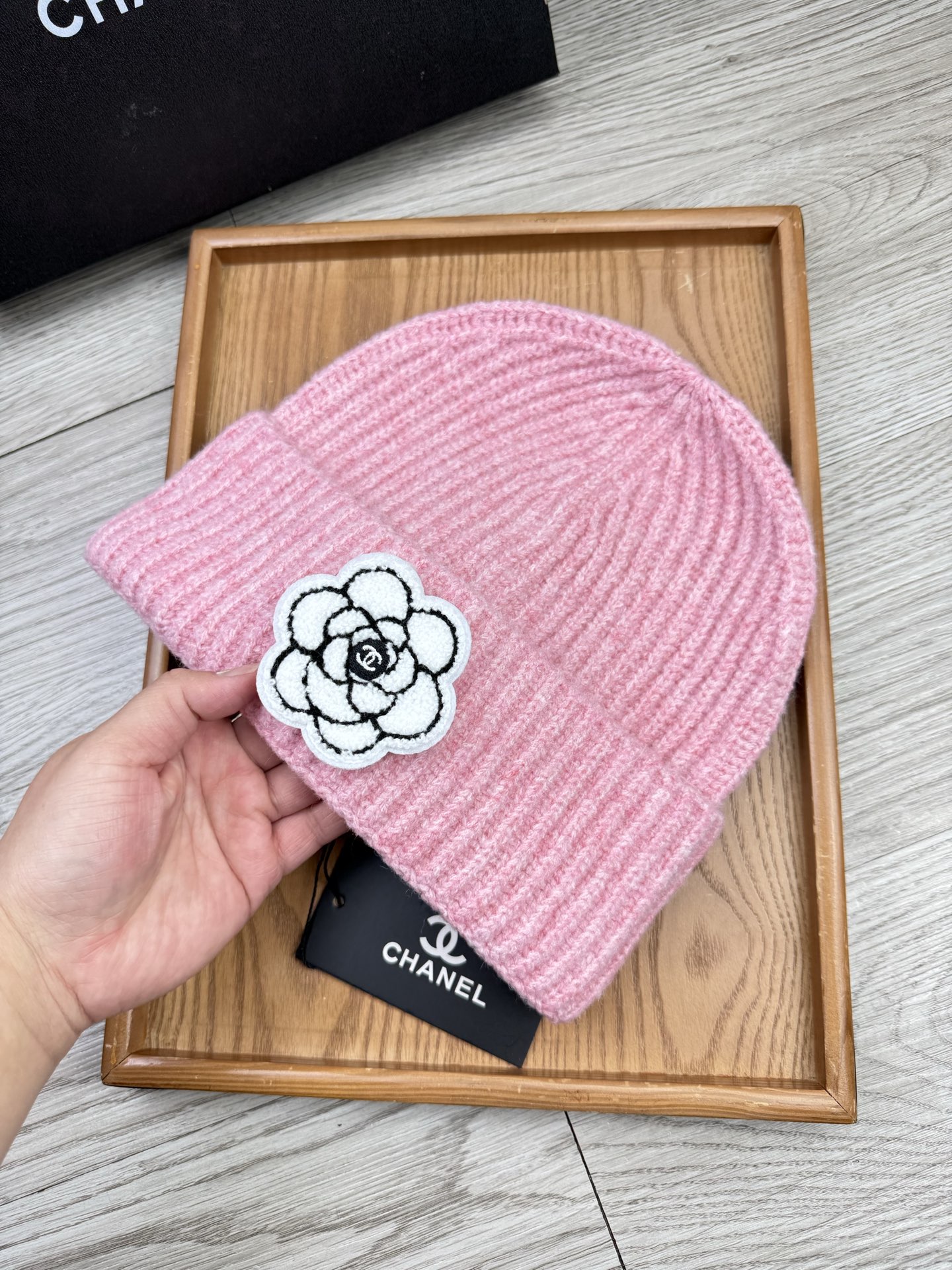 。C家。福利！【细毛线针织单帽】新款上架，特别实惠的一个系列帽子，面料：细毛线。密度紧致！毛线针织面料手