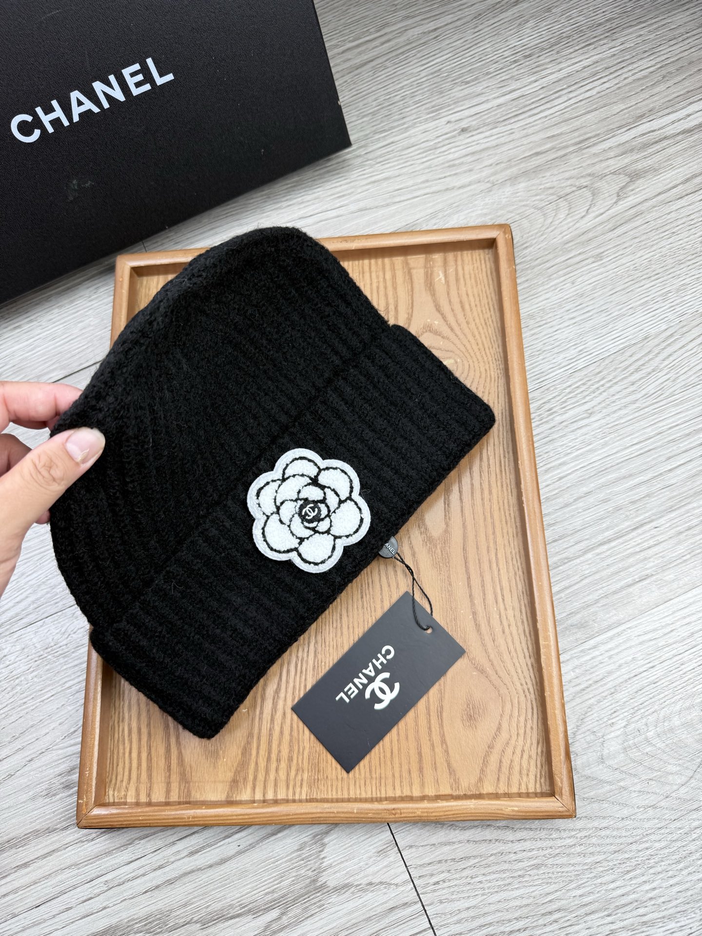 。C家。福利！【细毛线针织单帽】新款上架，特别实惠的一个系列帽子，面料：细毛线。密度紧致！毛线针织面料手