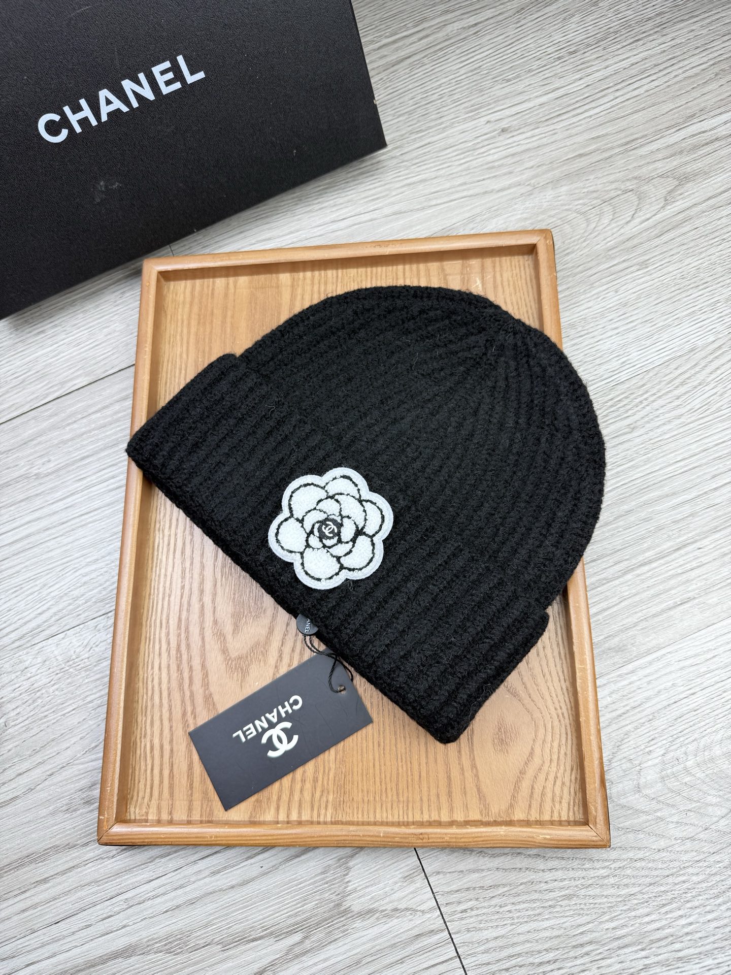 。C家。福利！【细毛线针织单帽】新款上架，特别实惠的一个系列帽子，面料：细毛线。密度紧致！毛线针织面料手