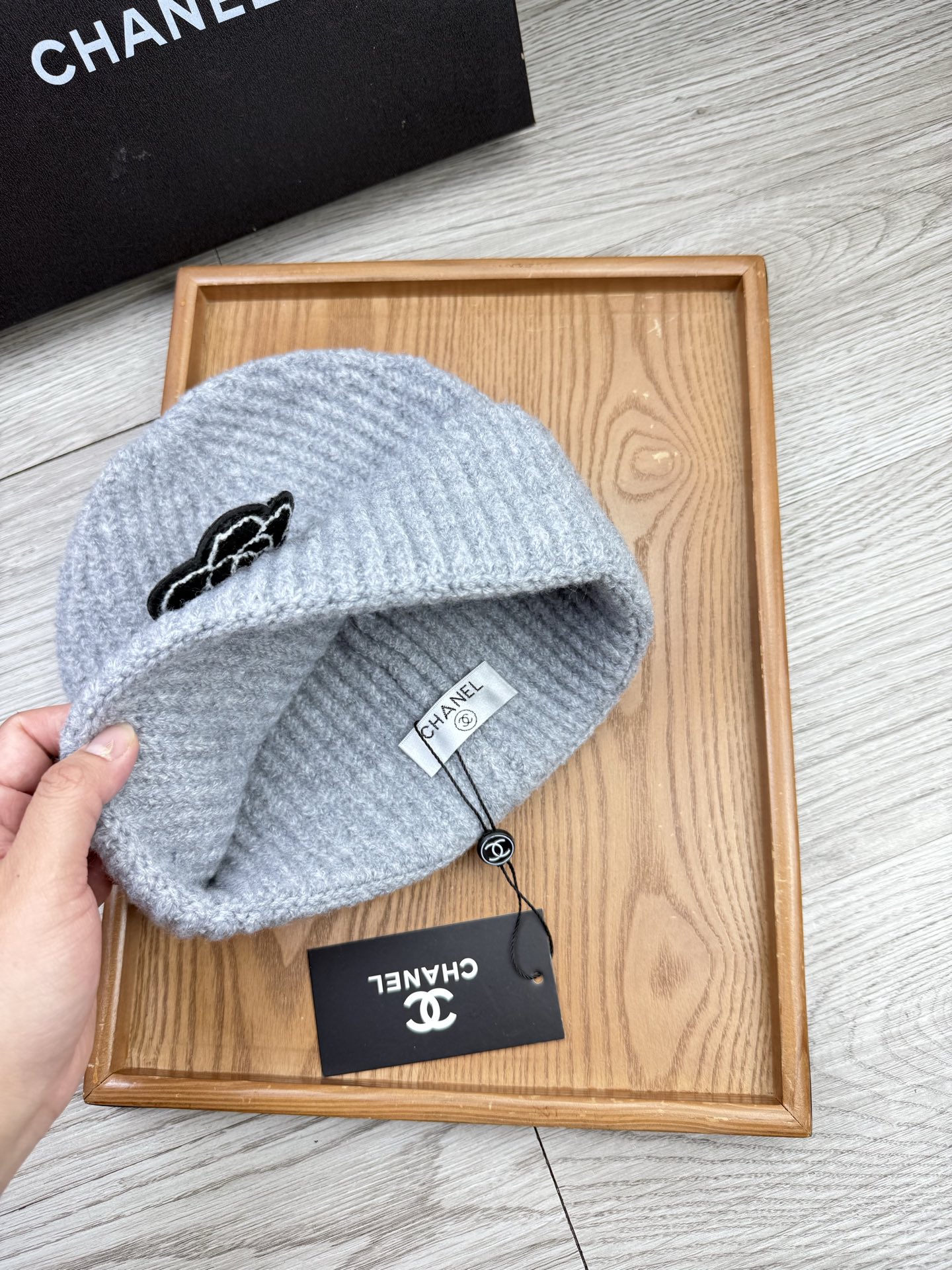 。C家。福利！【细毛线针织单帽】新款上架，特别实惠的一个系列帽子，面料：细毛线。密度紧致！毛线针织面料手