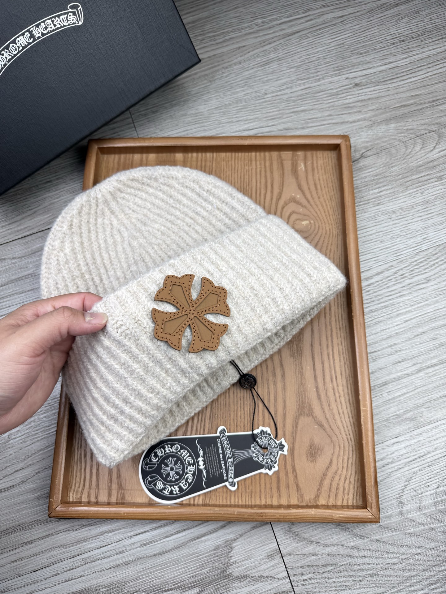 。克罗心。福利！【细毛线针织单帽】新款上架，特别实惠的一个系列帽子，面料：细毛线。密度紧致！毛线针织面料