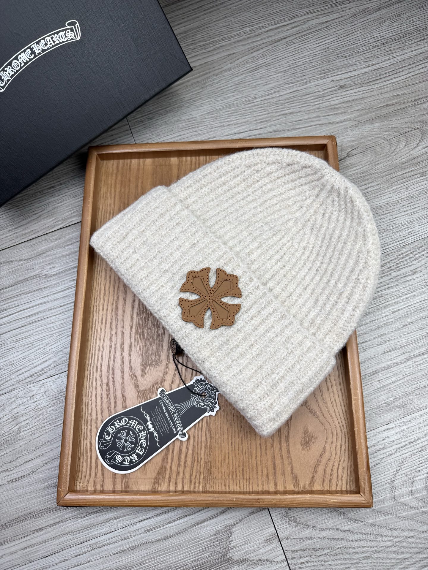 。克罗心。福利！【细毛线针织单帽】新款上架，特别实惠的一个系列帽子，面料：细毛线。密度紧致！毛线针织面料