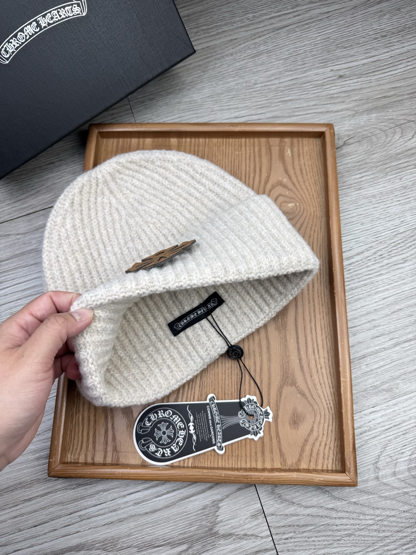 。克罗心。福利！【细毛线针织单帽】新款上架，特别实惠的一个系列帽子，面料：细毛线。密度紧致！毛线针织面料