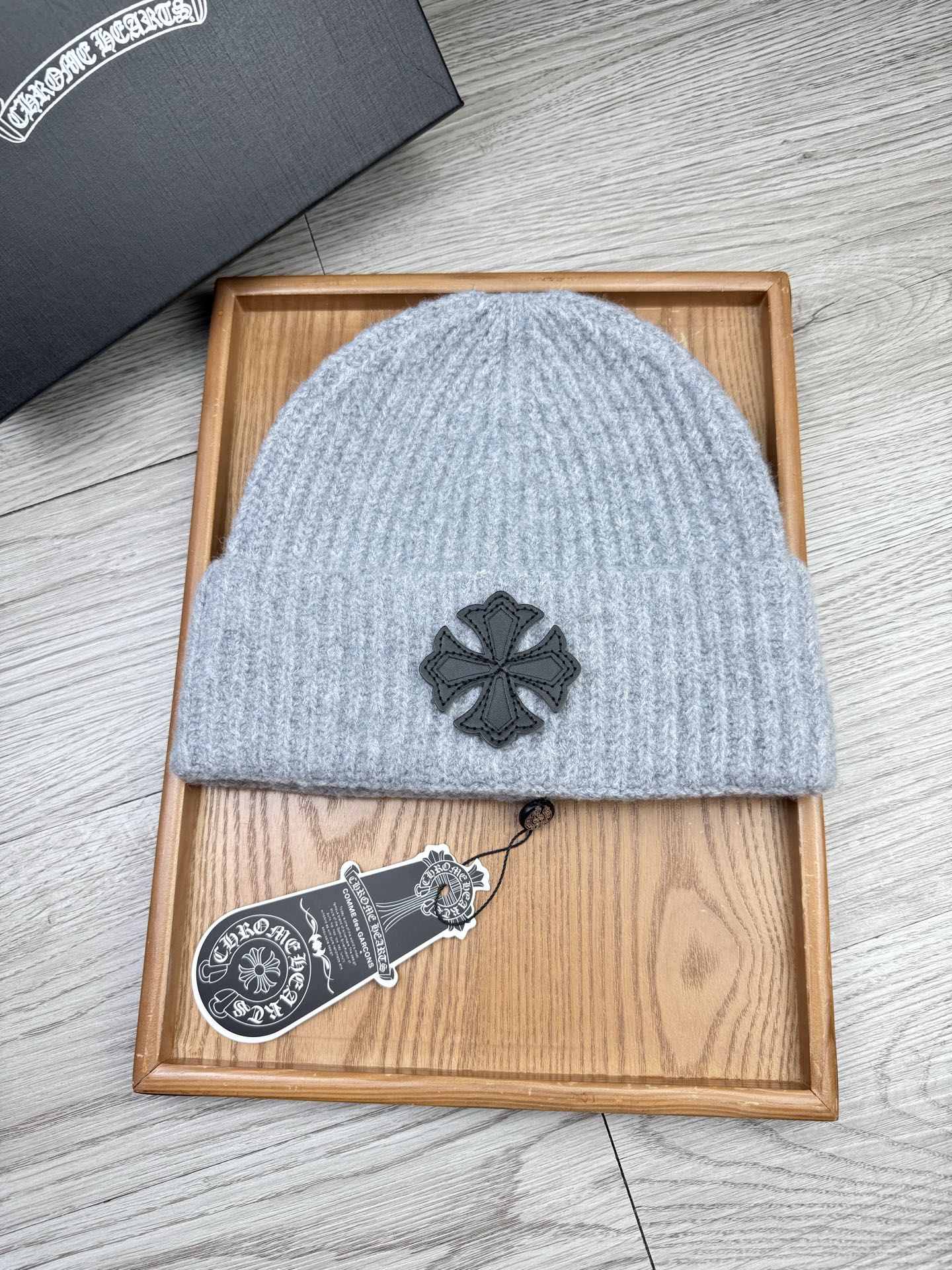 。克罗心。福利！【细毛线针织单帽】新款上架，特别实惠的一个系列帽子，面料：细毛线。密度紧致！毛线针织面料