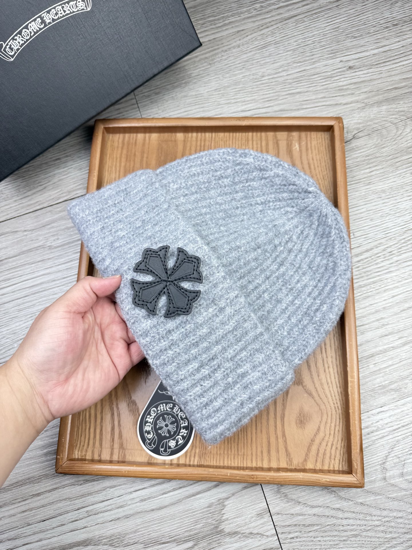 。克罗心。福利！【细毛线针织单帽】新款上架，特别实惠的一个系列帽子，面料：细毛线。密度紧致！毛线针织面料