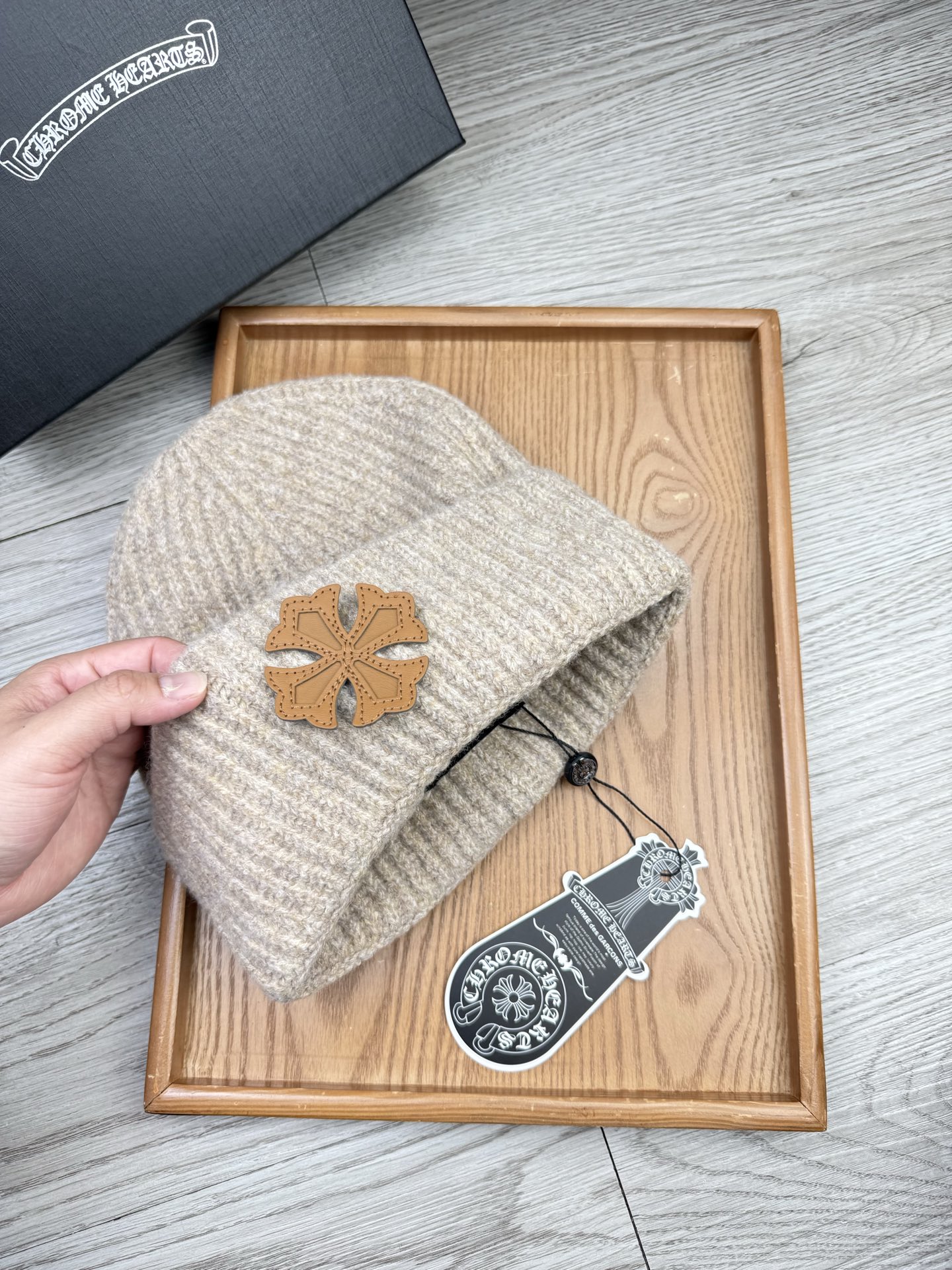 。克罗心。福利！【细毛线针织单帽】新款上架，特别实惠的一个系列帽子，面料：细毛线。密度紧致！毛线针织面料