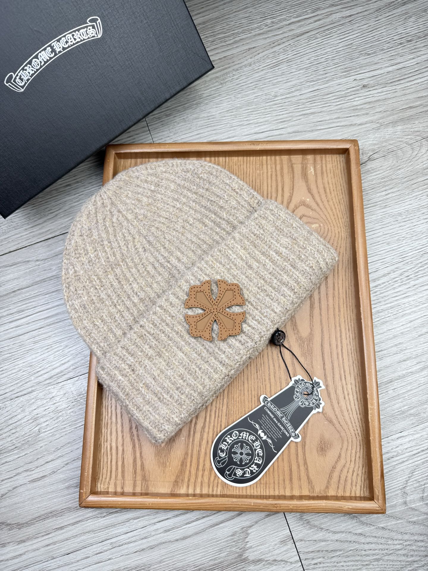 。克罗心。福利！【细毛线针织单帽】新款上架，特别实惠的一个系列帽子，面料：细毛线。密度紧致！毛线针织面料