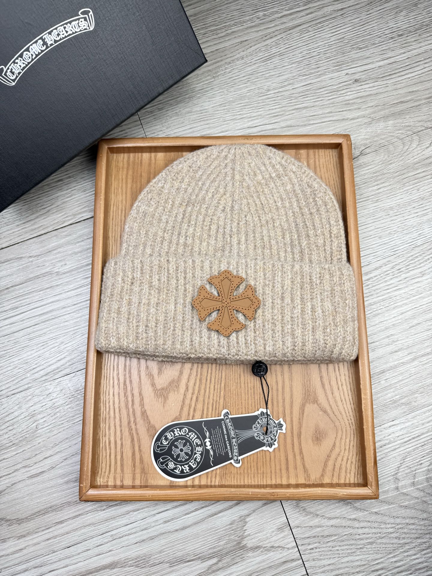 。克罗心。福利！【细毛线针织单帽】新款上架，特别实惠的一个系列帽子，面料：细毛线。密度紧致！毛线针织面料