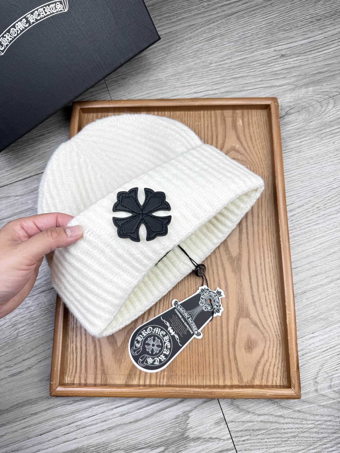 。克罗心。福利！【细毛线针织单帽】新款上架，特别实惠的一个系列帽子，面料：细毛线。密度紧致！毛线针织面料