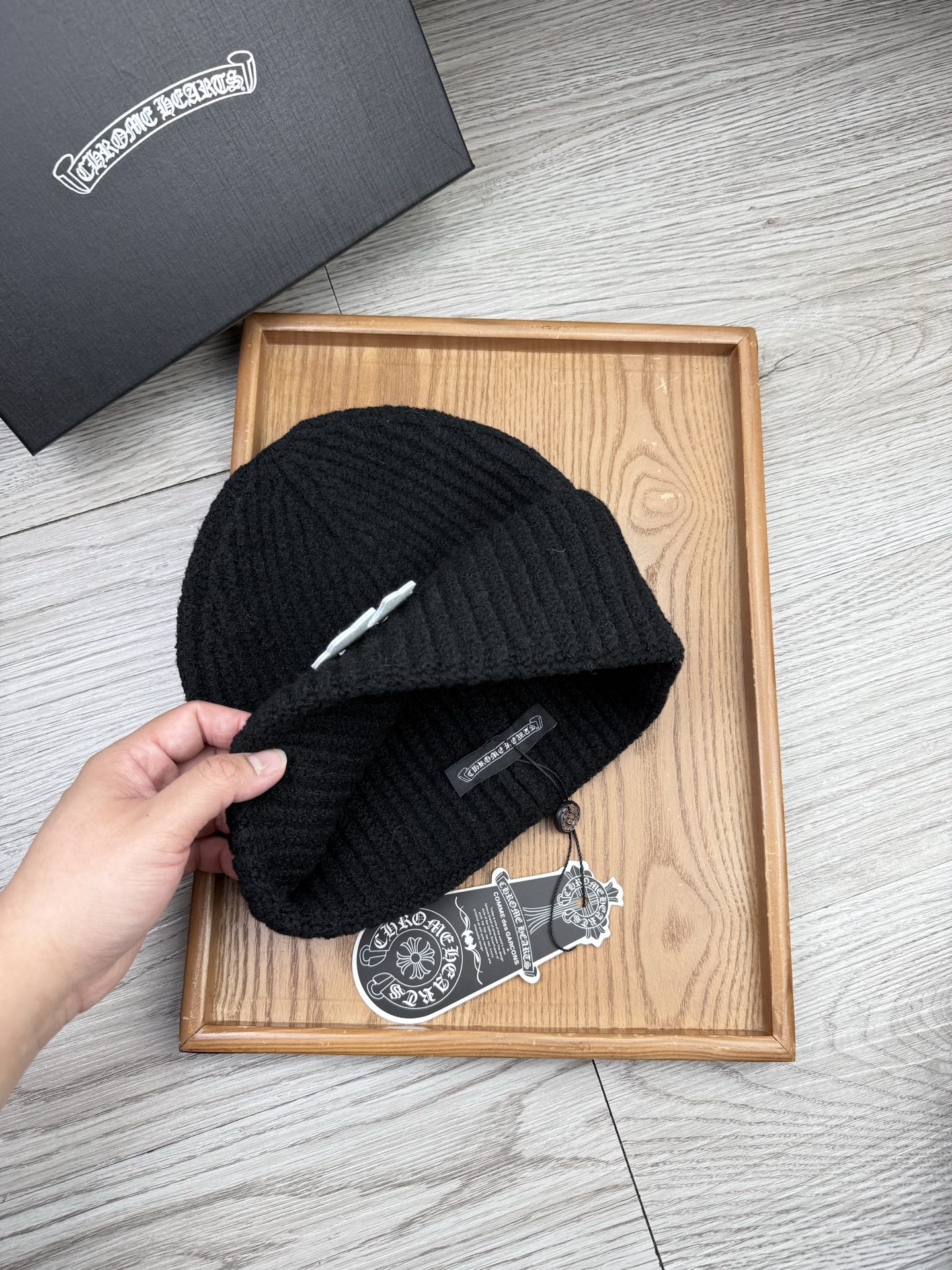 。克罗心。福利！【细毛线针织单帽】新款上架，特别实惠的一个系列帽子，面料：细毛线。密度紧致！毛线针织面料