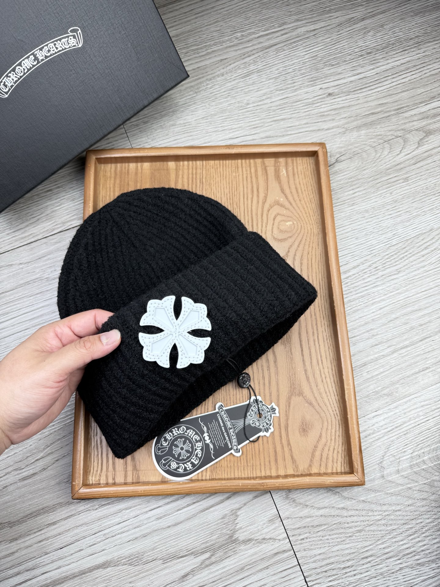 。克罗心。福利！【细毛线针织单帽】新款上架，特别实惠的一个系列帽子，面料：细毛线。密度紧致！毛线针织面料