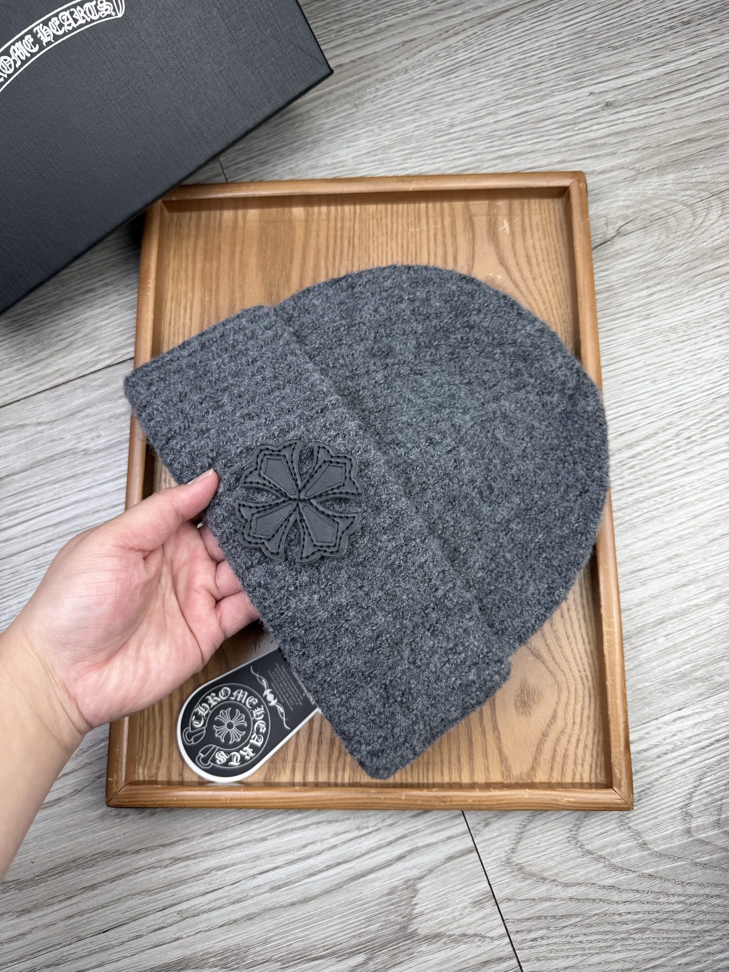 。克罗心。福利！【细毛线针织单帽】新款上架，特别实惠的一个系列帽子，面料：细毛线。密度紧致！毛线针织面料