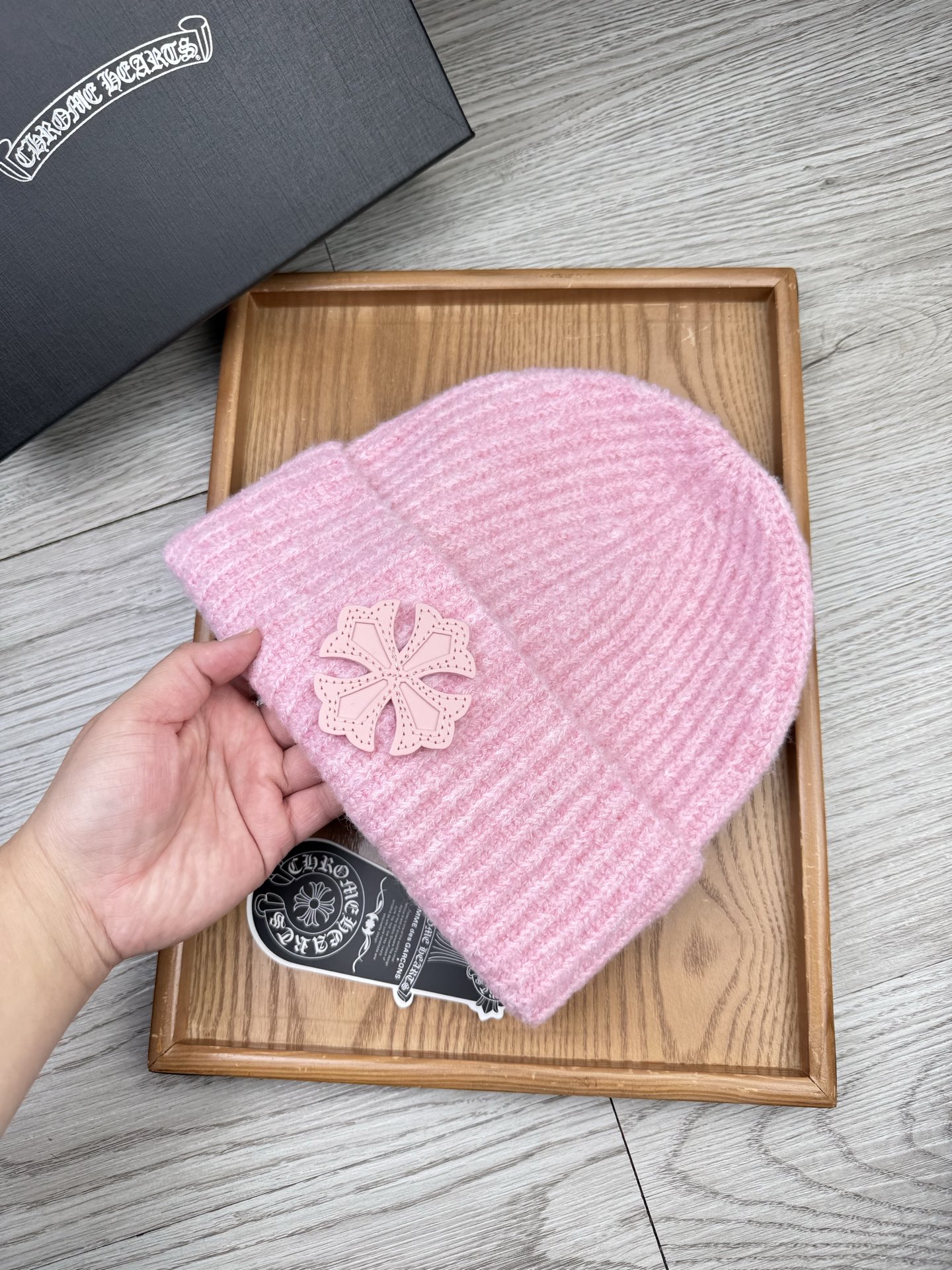 。克罗心。福利！【细毛线针织单帽】新款上架，特别实惠的一个系列帽子，面料：细毛线。密度紧致！毛线针织面料