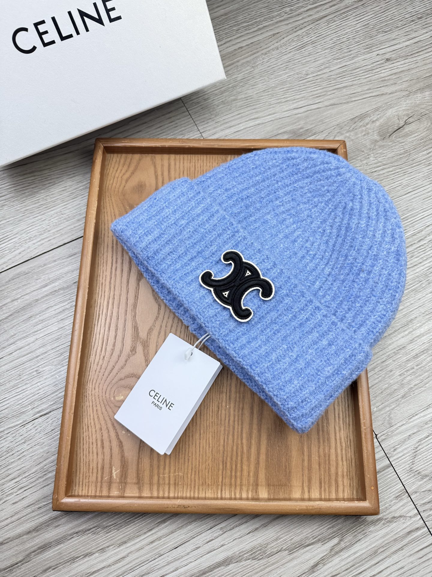 。赛琳。福利！【细毛线针织单帽】新款上架，特别实惠的一个系列帽子，面料：细毛线。密度紧致！毛线针织面料手