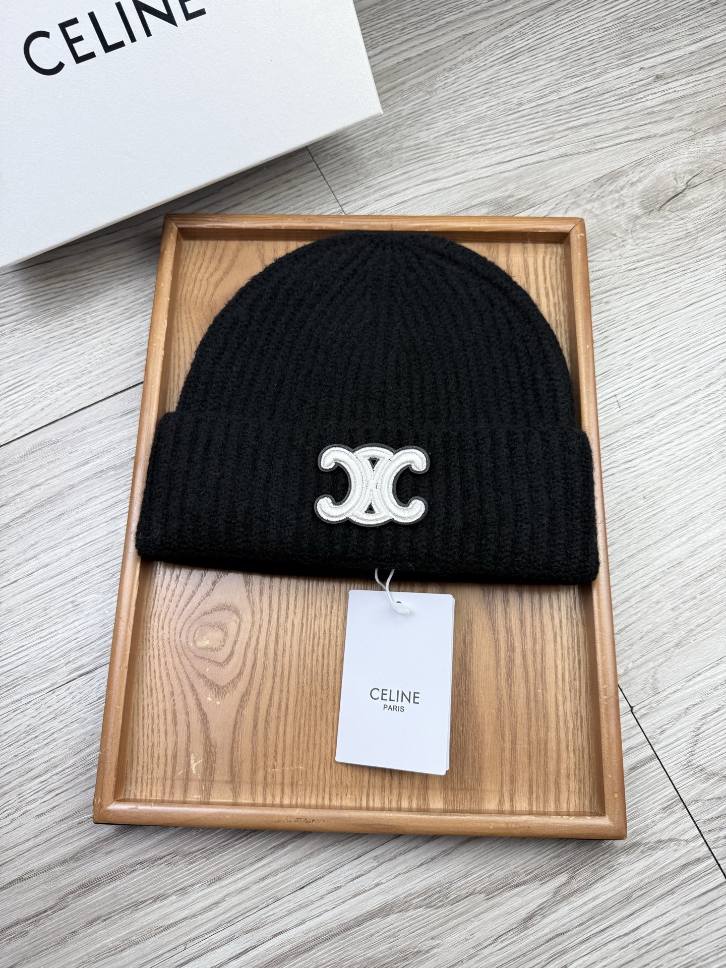 。赛琳。福利！【细毛线针织单帽】新款上架，特别实惠的一个系列帽子，面料：细毛线。密度紧致！毛线针织面料手