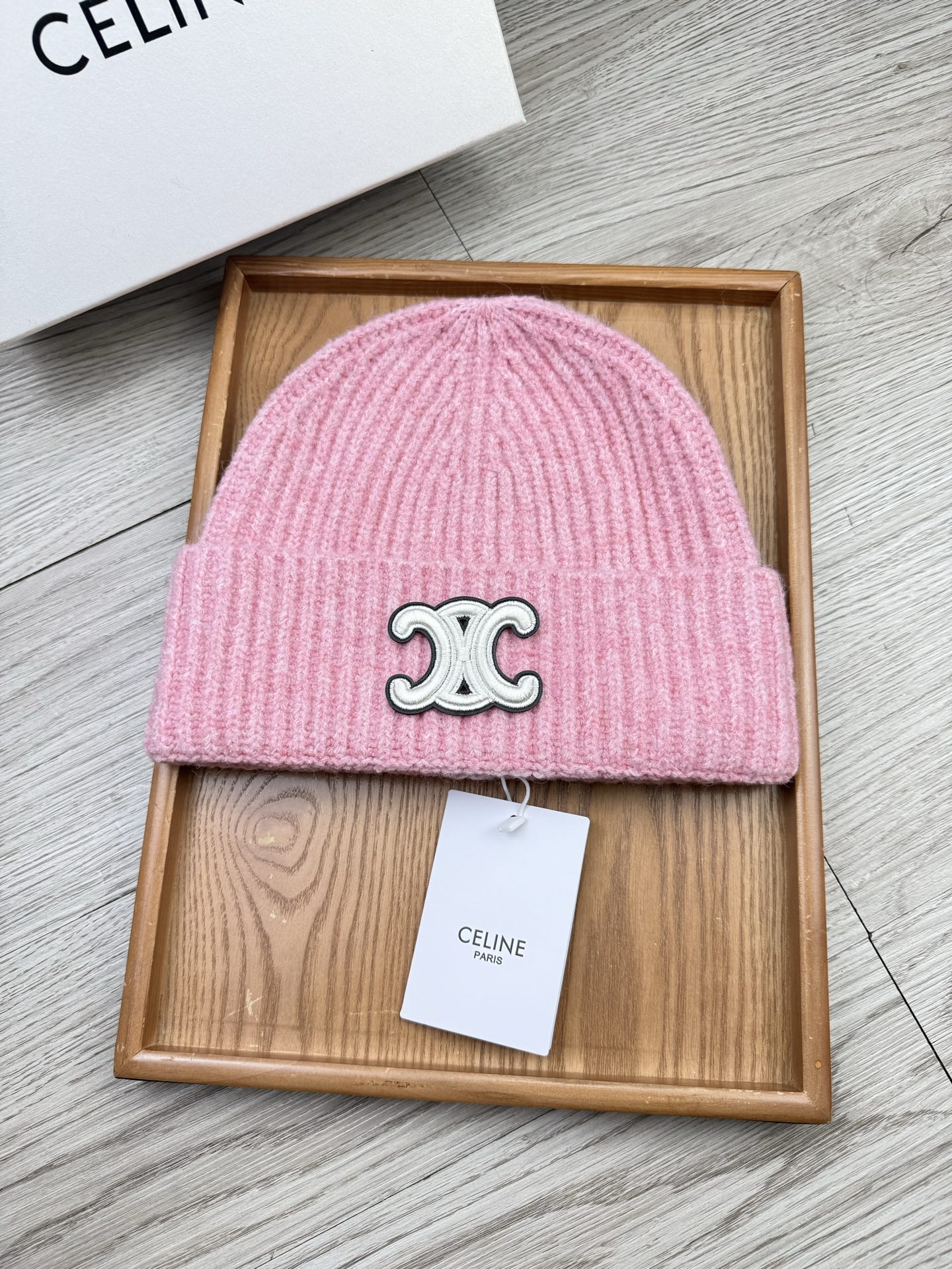 。赛琳。福利！【细毛线针织单帽】新款上架，特别实惠的一个系列帽子，面料：细毛线。密度紧致！毛线针织面料手