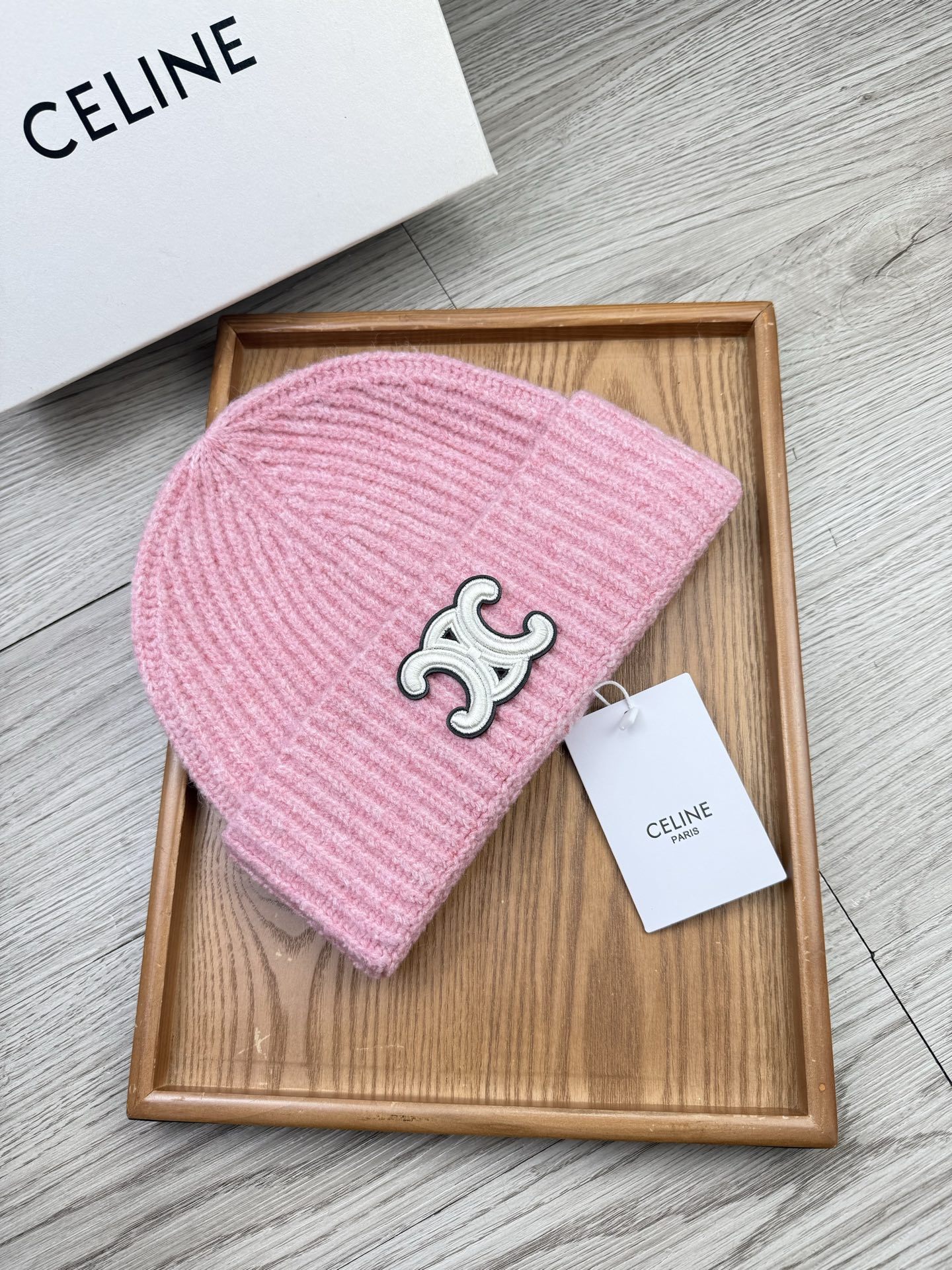 。赛琳。福利！【细毛线针织单帽】新款上架，特别实惠的一个系列帽子，面料：细毛线。密度紧致！毛线针织面料手