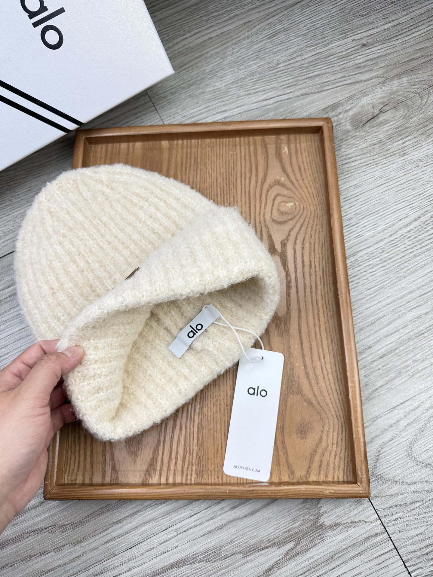 。AL0。福利！【细毛线针织单帽】新款上架，特别实惠的一个系列帽子，面料：细毛线。密度紧致！毛线针织面料