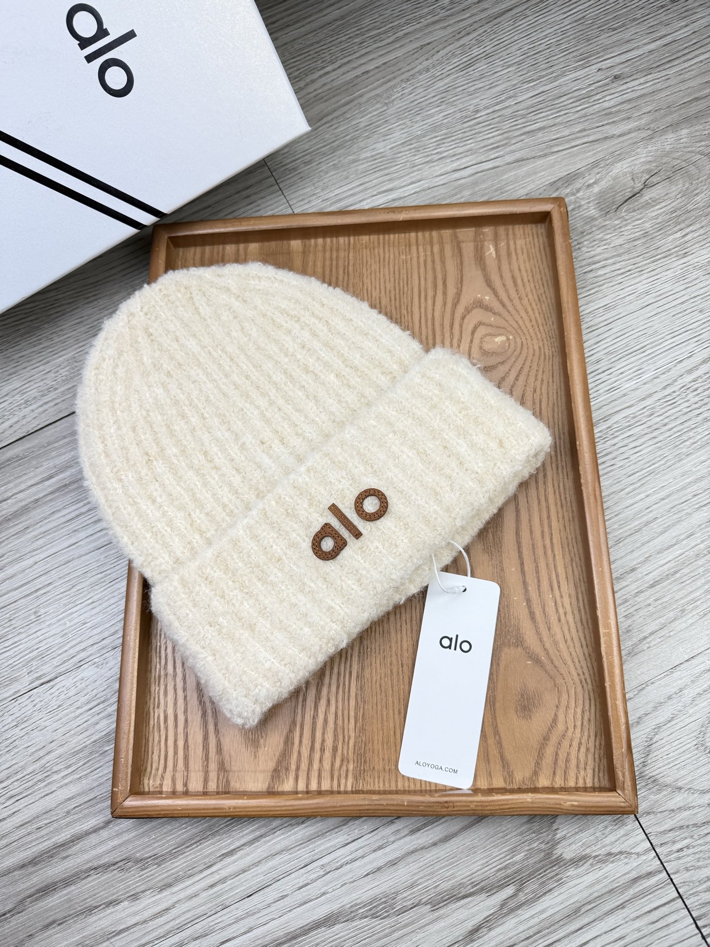 。AL0。福利！【细毛线针织单帽】新款上架，特别实惠的一个系列帽子，面料：细毛线。密度紧致！毛线针织面料