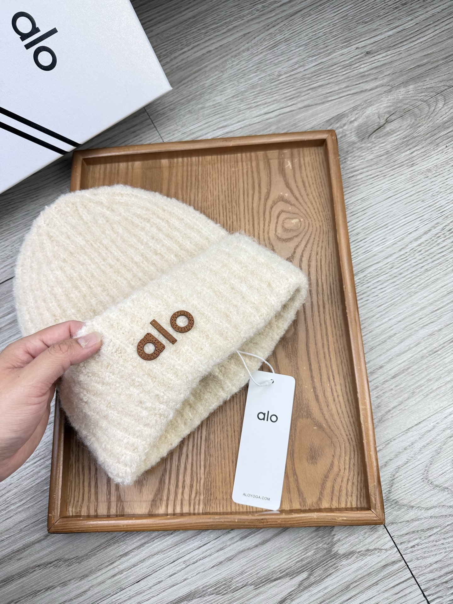 。AL0。福利！【细毛线针织单帽】新款上架，特别实惠的一个系列帽子，面料：细毛线。密度紧致！毛线针织面料