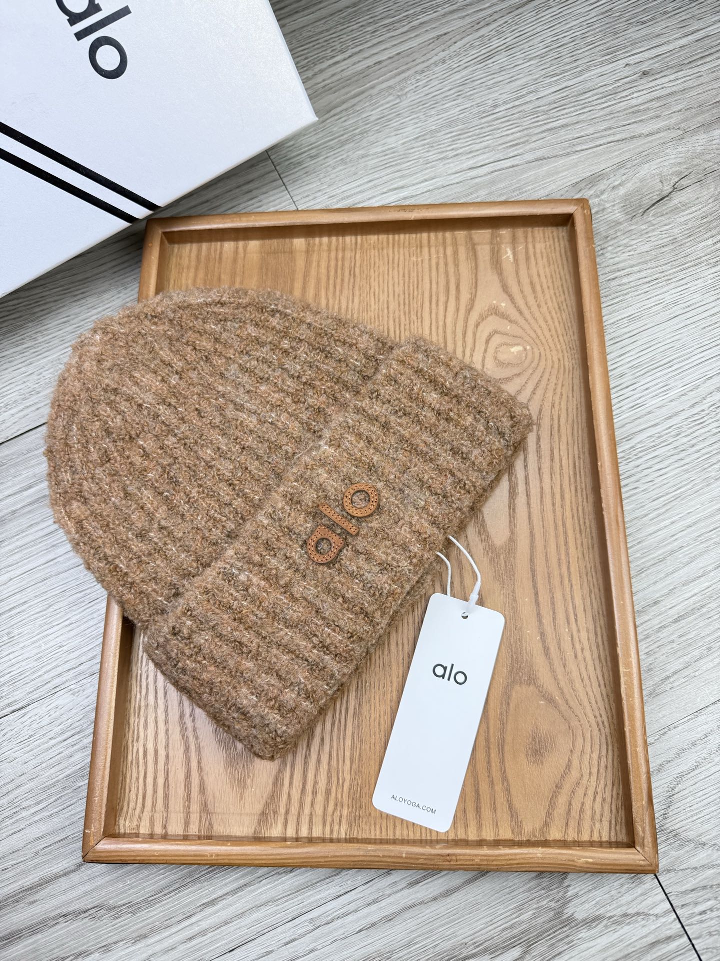 。AL0。福利！【细毛线针织单帽】新款上架，特别实惠的一个系列帽子，面料：细毛线。密度紧致！毛线针织面料