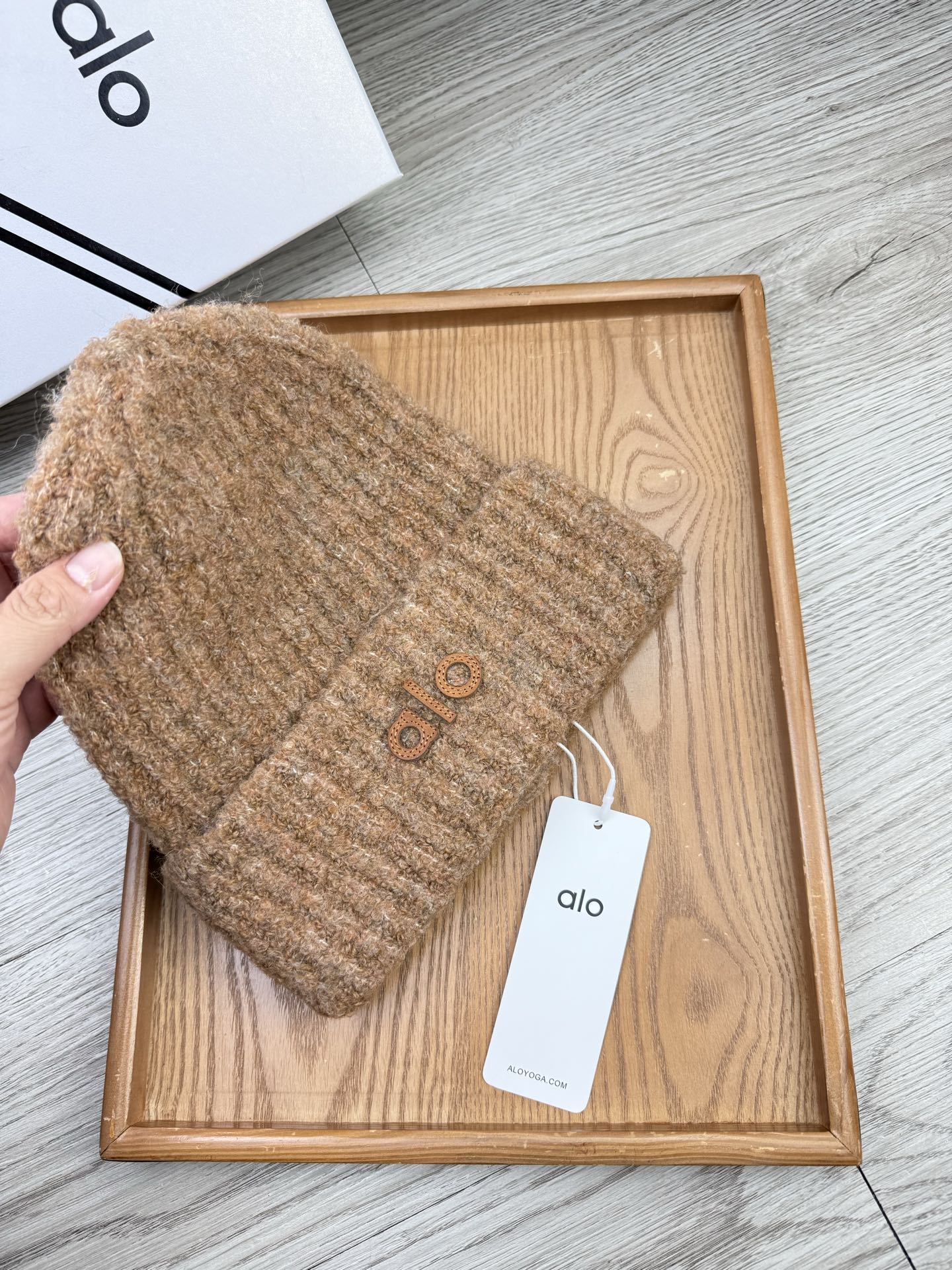 。AL0。福利！【细毛线针织单帽】新款上架，特别实惠的一个系列帽子，面料：细毛线。密度紧致！毛线针织面料