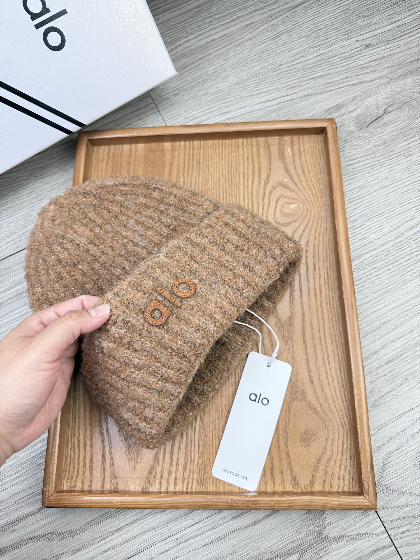 。AL0。福利！【细毛线针织单帽】新款上架，特别实惠的一个系列帽子，面料：细毛线。密度紧致！毛线针织面料