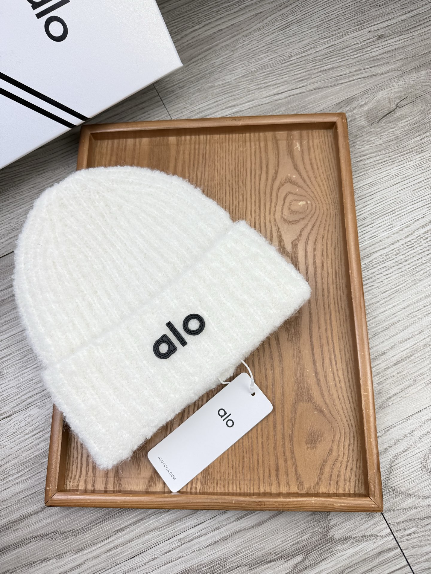 。AL0。福利！【细毛线针织单帽】新款上架，特别实惠的一个系列帽子，面料：细毛线。密度紧致！毛线针织面料