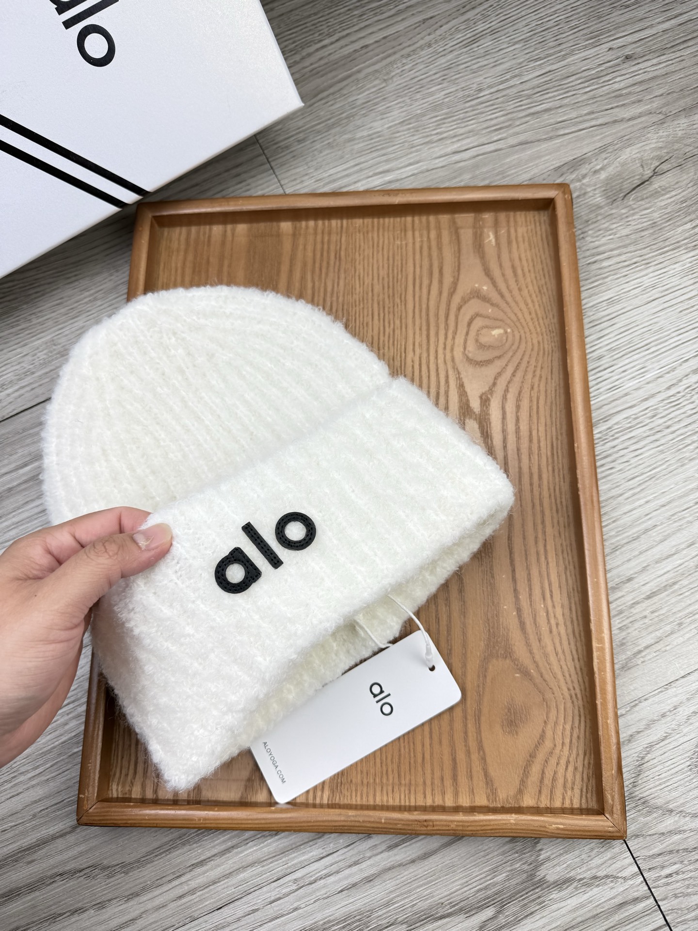 。AL0。福利！【细毛线针织单帽】新款上架，特别实惠的一个系列帽子，面料：细毛线。密度紧致！毛线针织面料