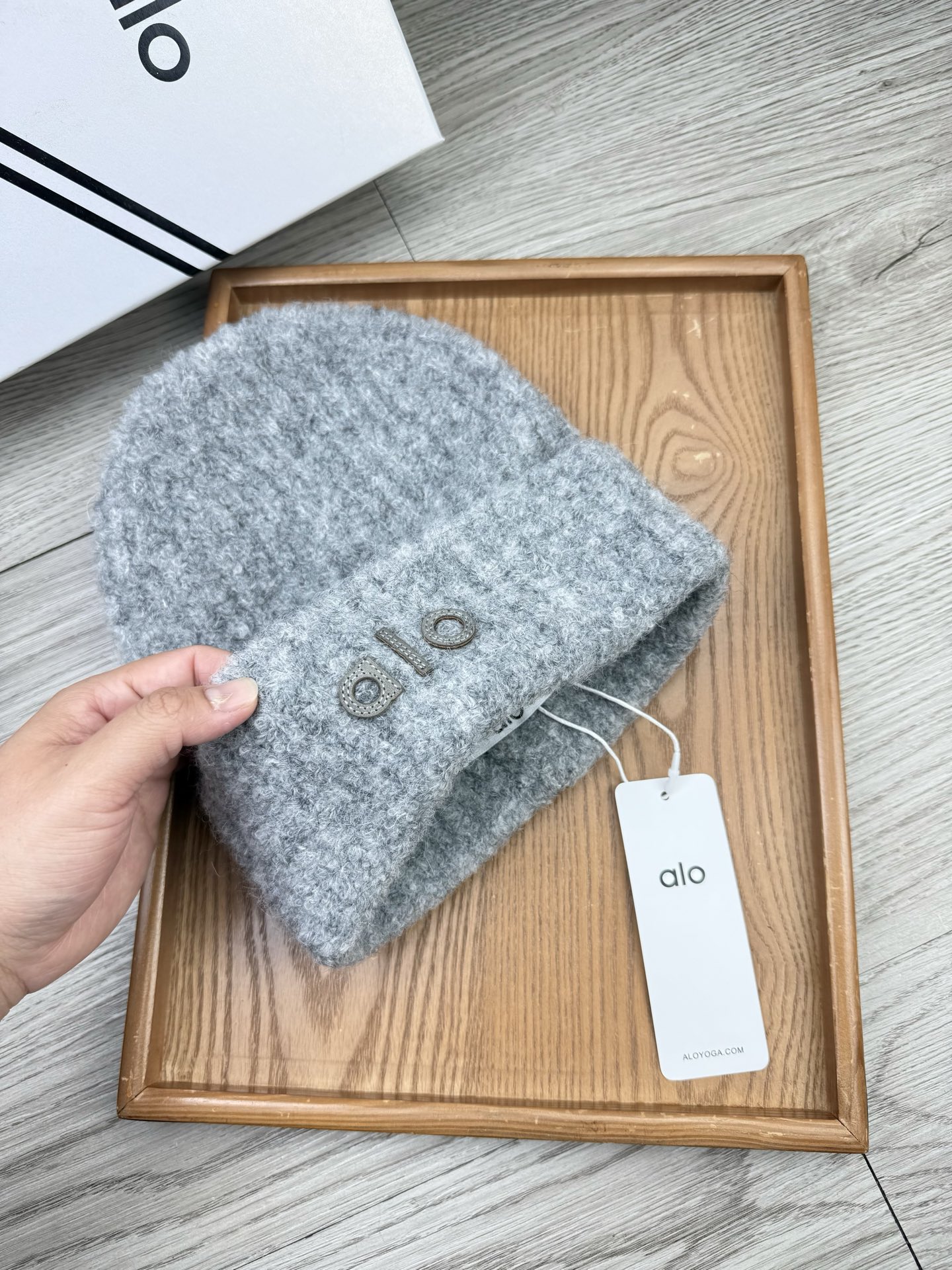 。AL0。福利！【细毛线针织单帽】新款上架，特别实惠的一个系列帽子，面料：细毛线。密度紧致！毛线针织面料