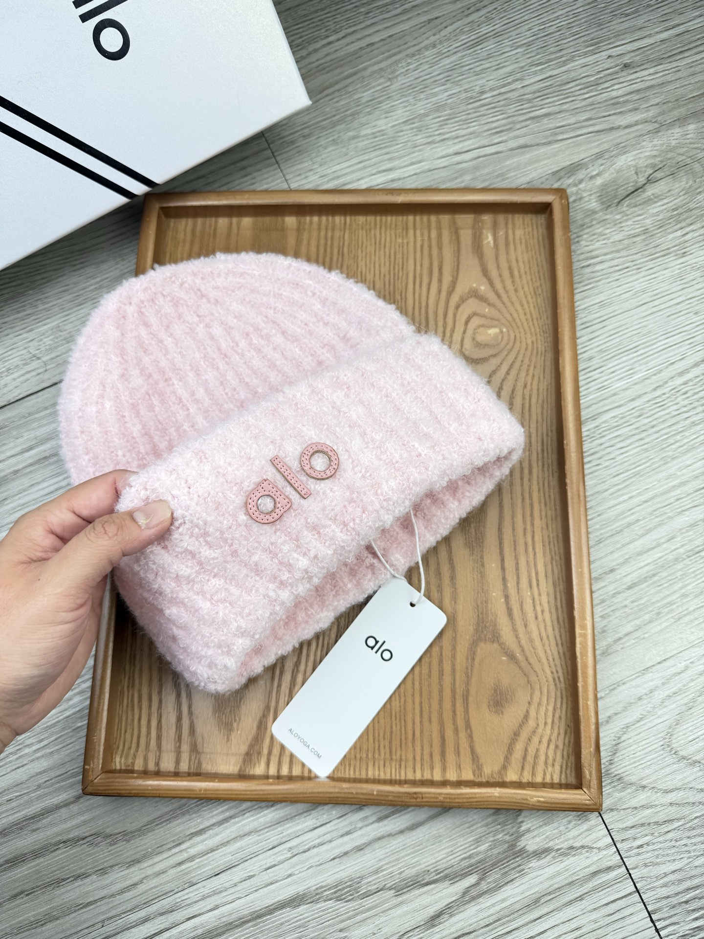 。AL0。福利！【细毛线针织单帽】新款上架，特别实惠的一个系列帽子，面料：细毛线。密度紧致！毛线针织面料