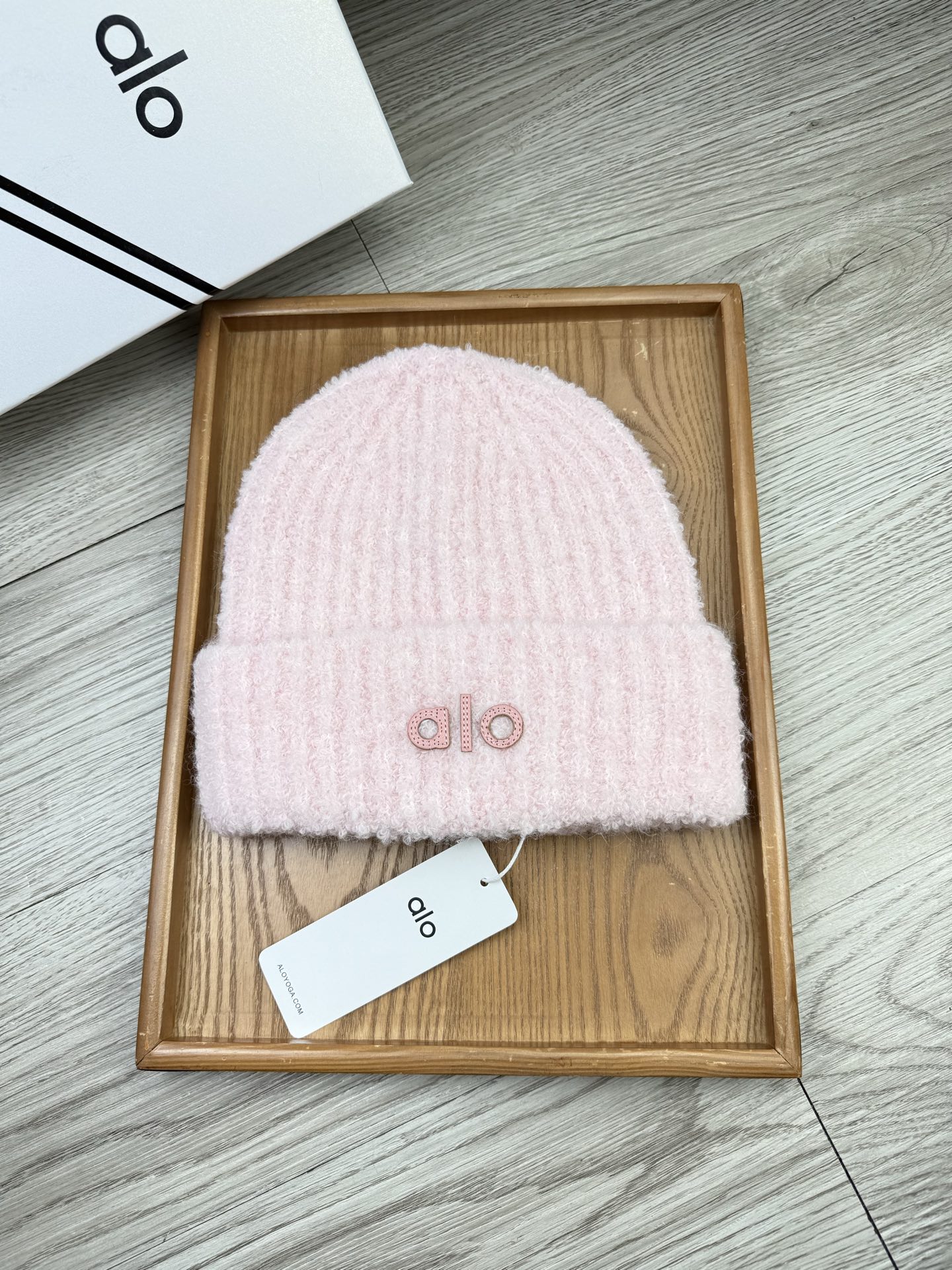 。AL0。福利！【细毛线针织单帽】新款上架，特别实惠的一个系列帽子，面料：细毛线。密度紧致！毛线针织面料