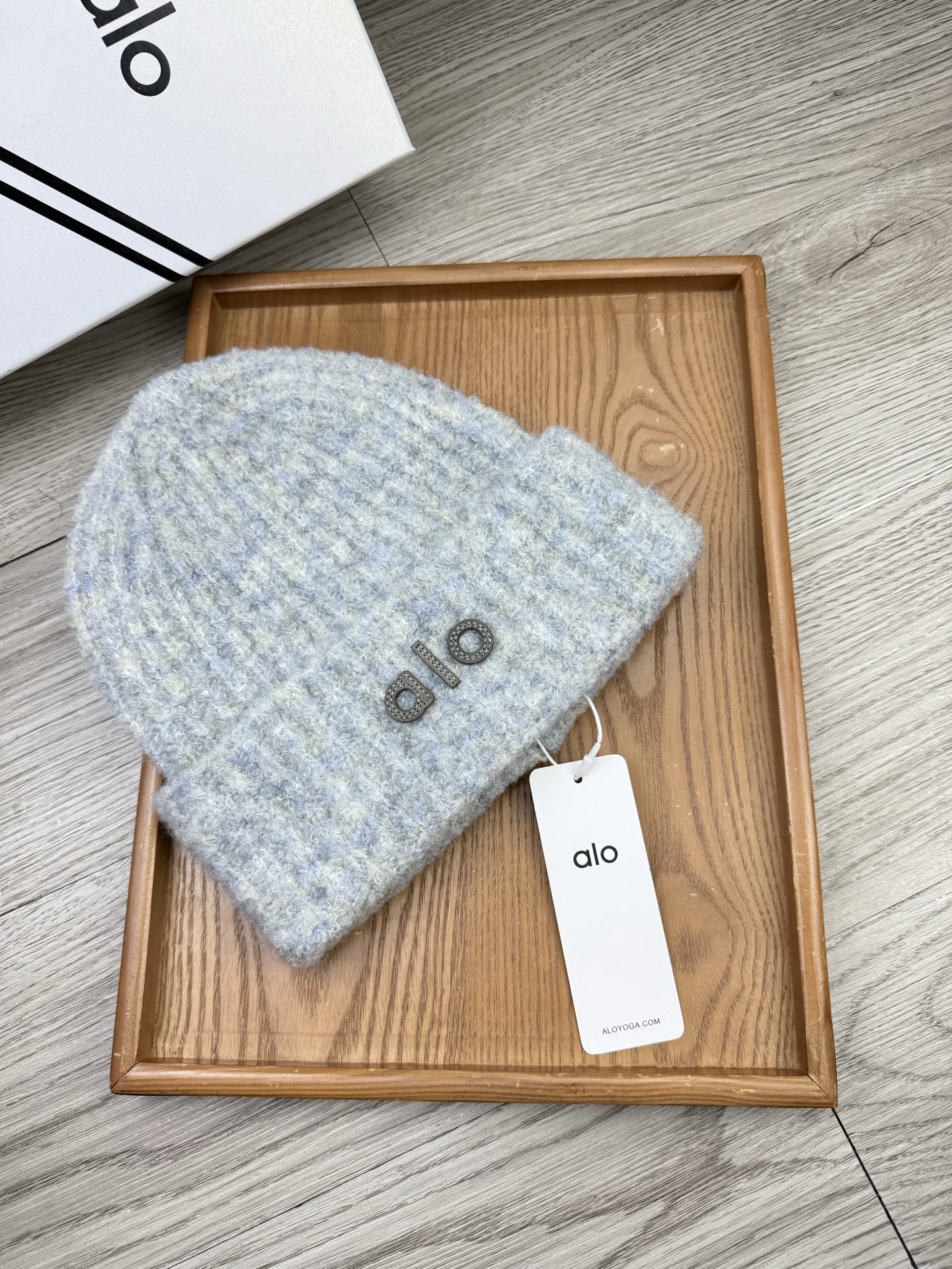 。AL0。福利！【细毛线针织单帽】新款上架，特别实惠的一个系列帽子，面料：细毛线。密度紧致！毛线针织面料