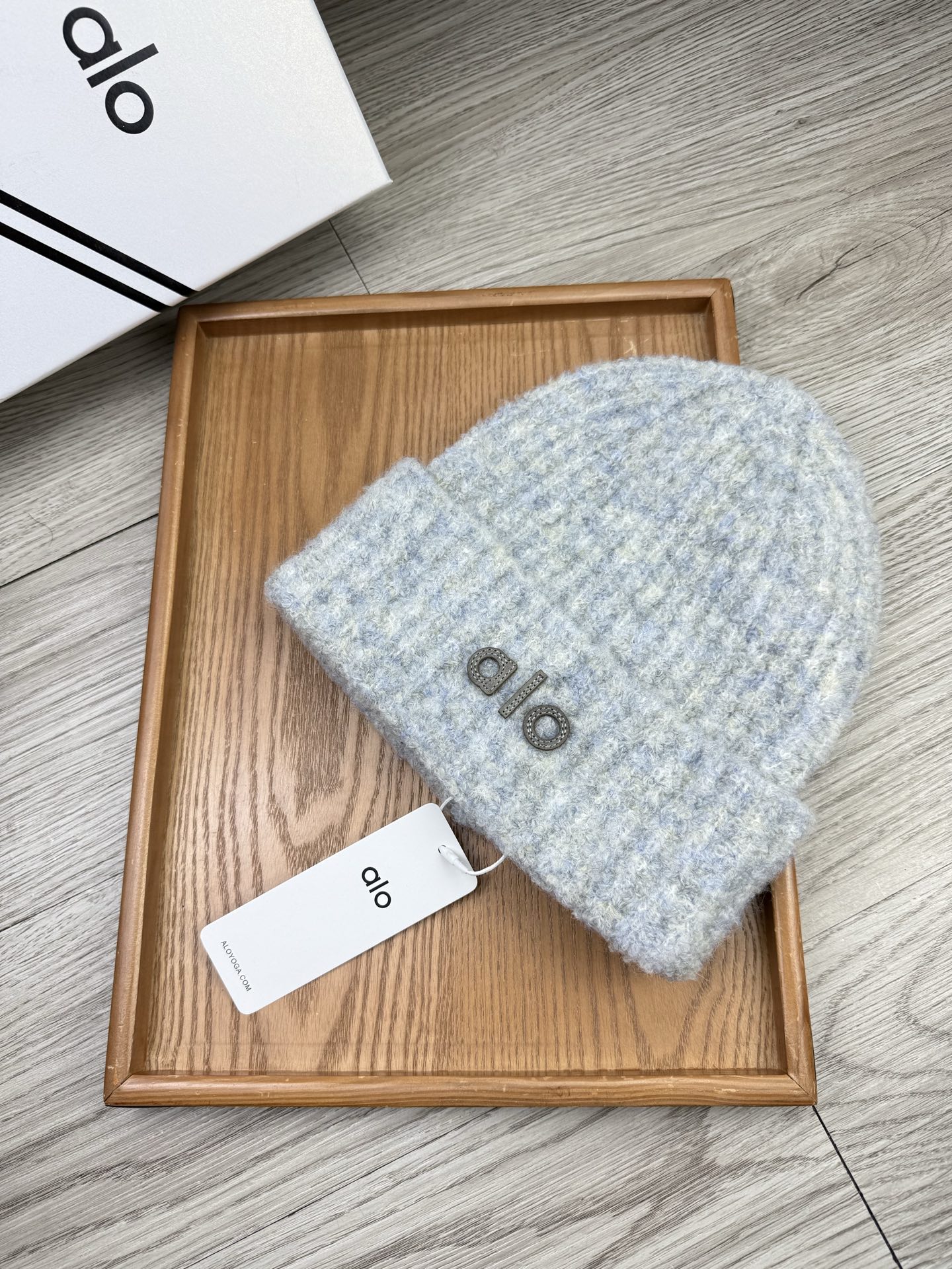 。AL0。福利！【细毛线针织单帽】新款上架，特别实惠的一个系列帽子，面料：细毛线。密度紧致！毛线针织面料